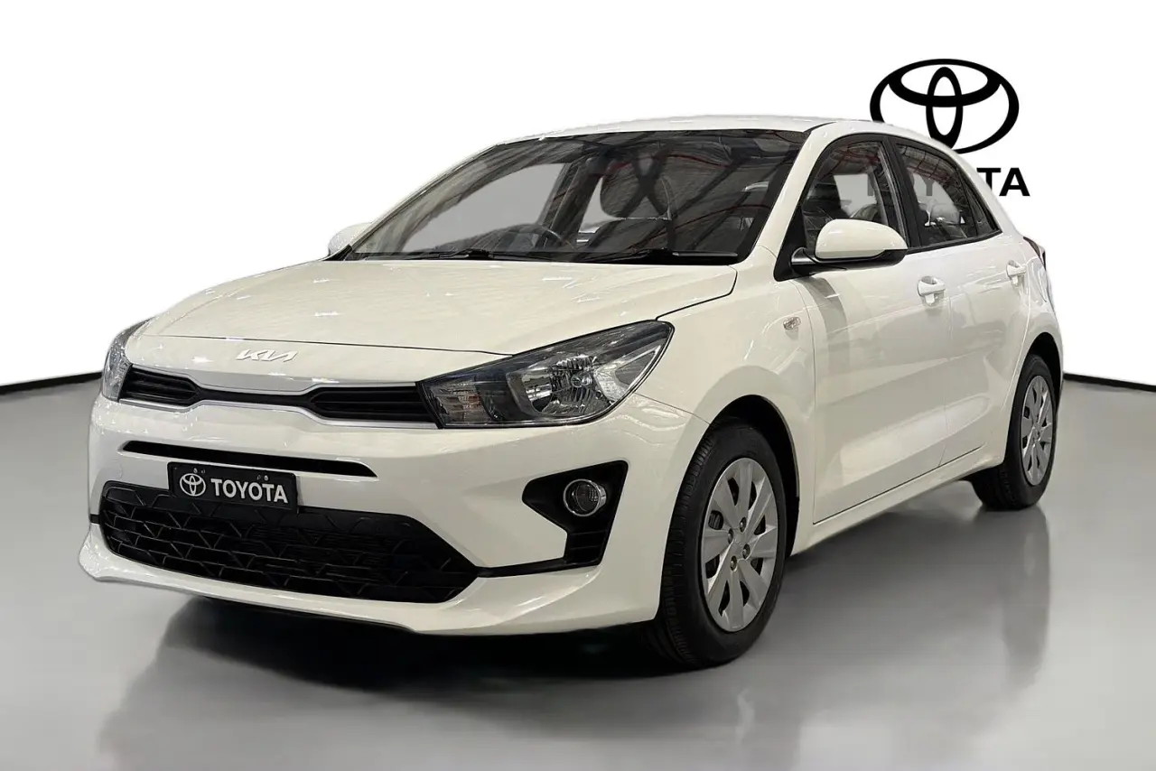 2022 Kia Rio Gallery Image 4