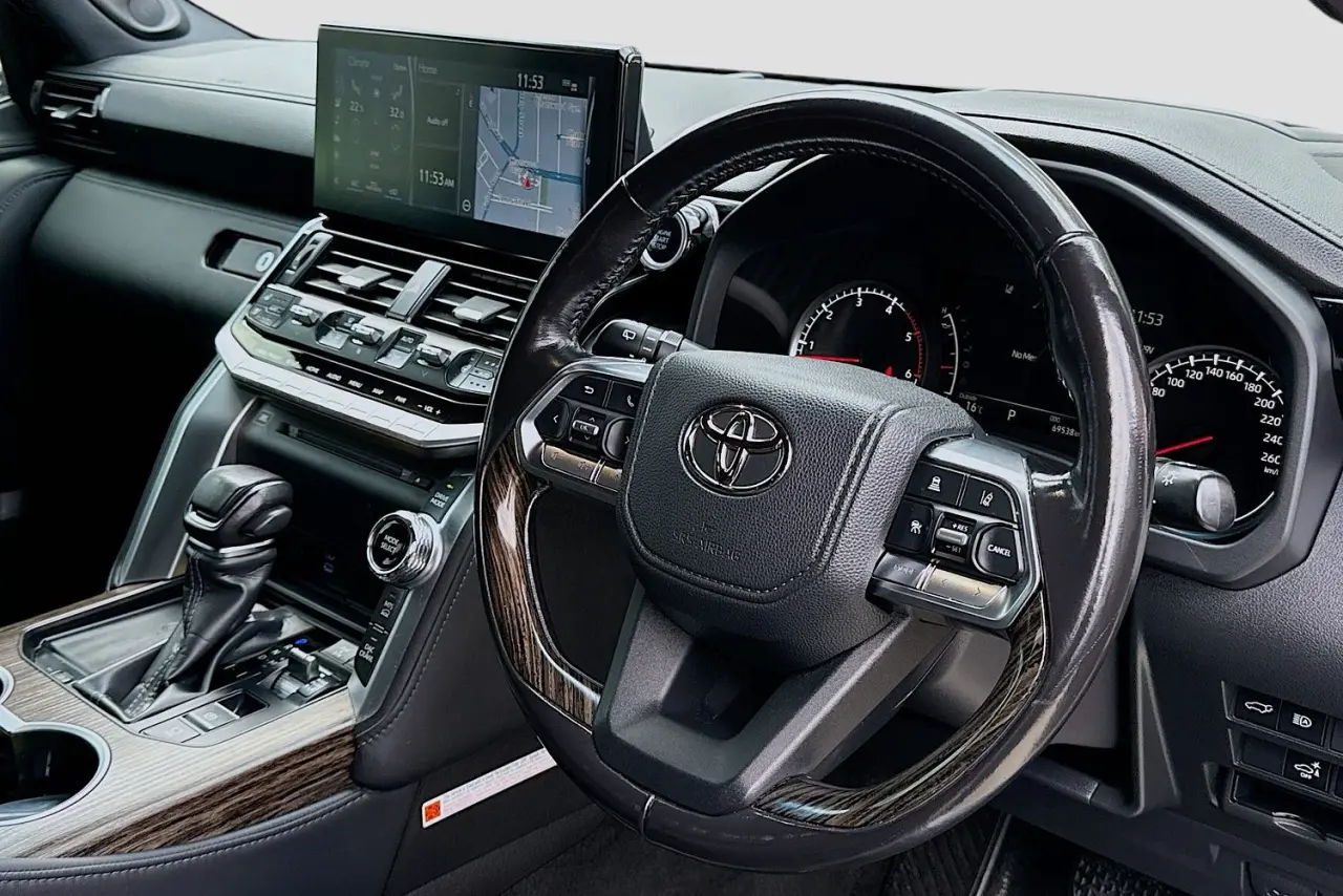2023 Toyota Landcruiser Gallery Image 14