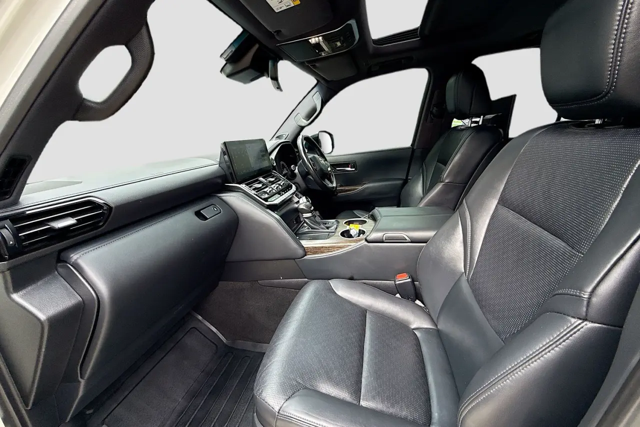 2023 Toyota Landcruiser Gallery Image 25