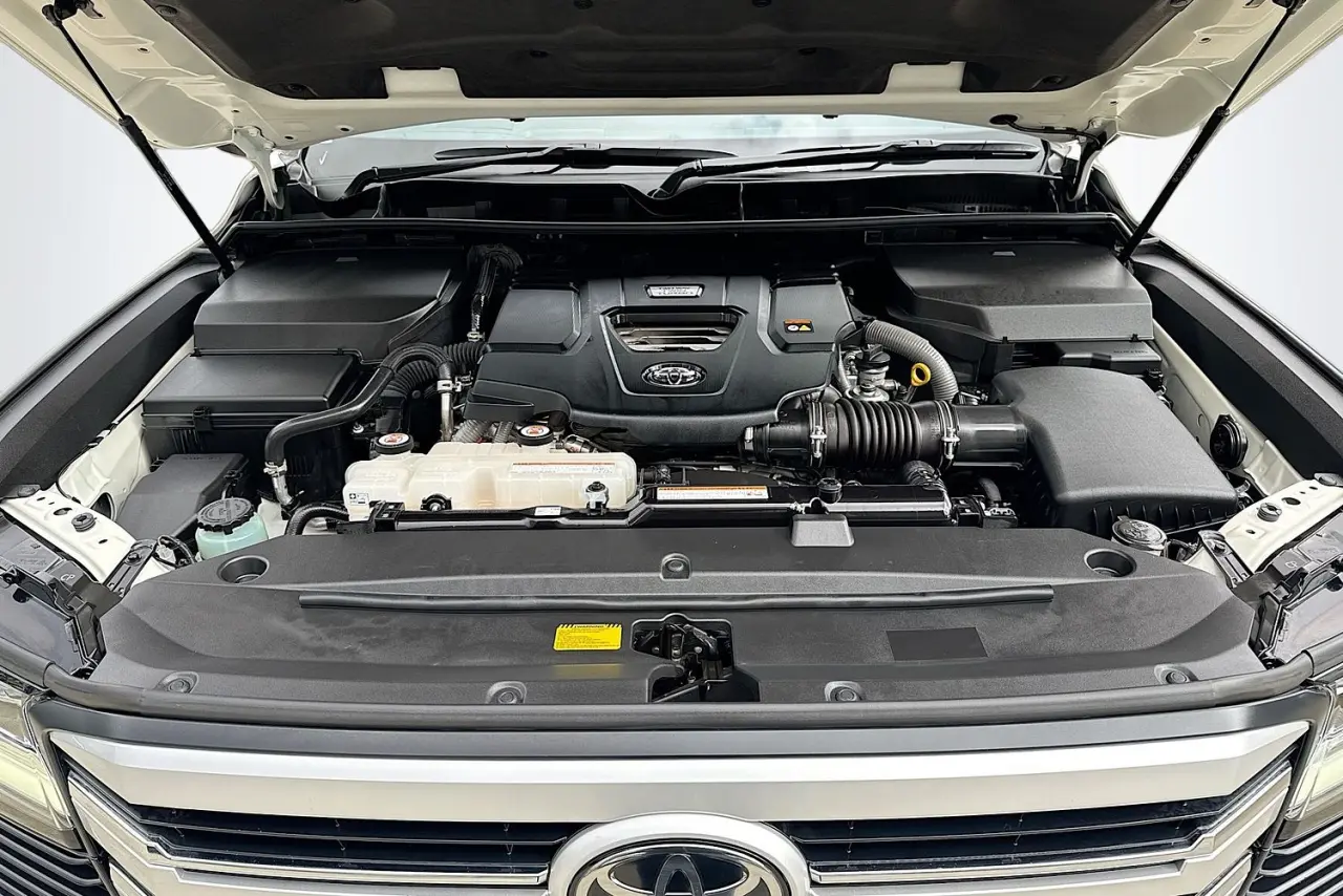 2023 Toyota Landcruiser Gallery Image 29