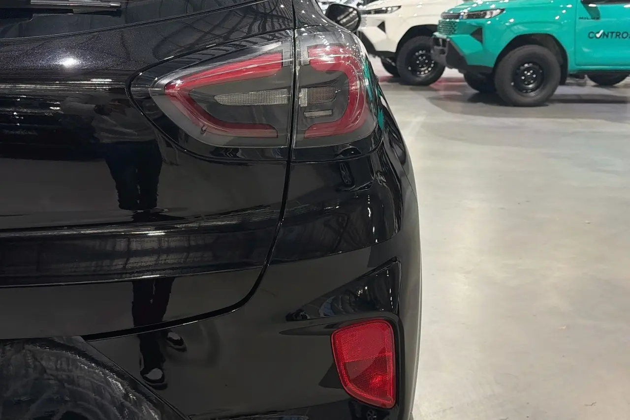 2021 Ford Puma Gallery Image 9