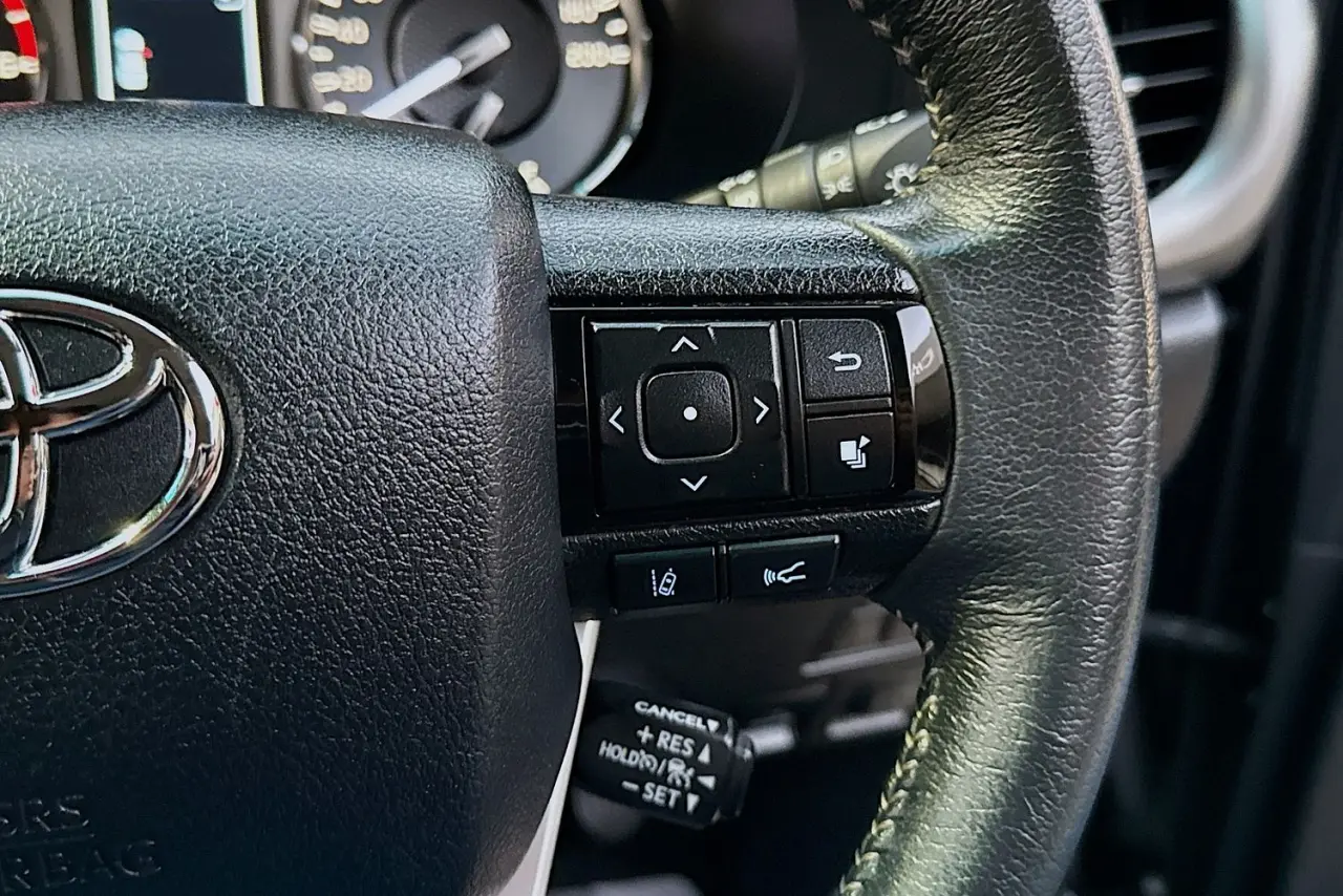 2022 Toyota Hilux Gallery Image 19