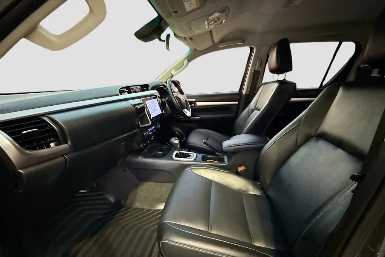 2022 Toyota Hilux Gallery Image 24