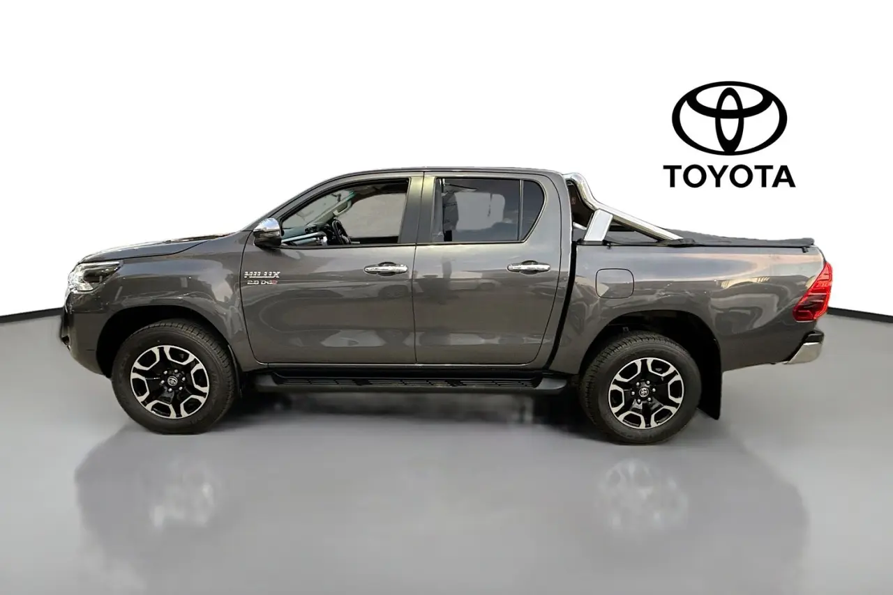 2022 Toyota Hilux Gallery Image 5