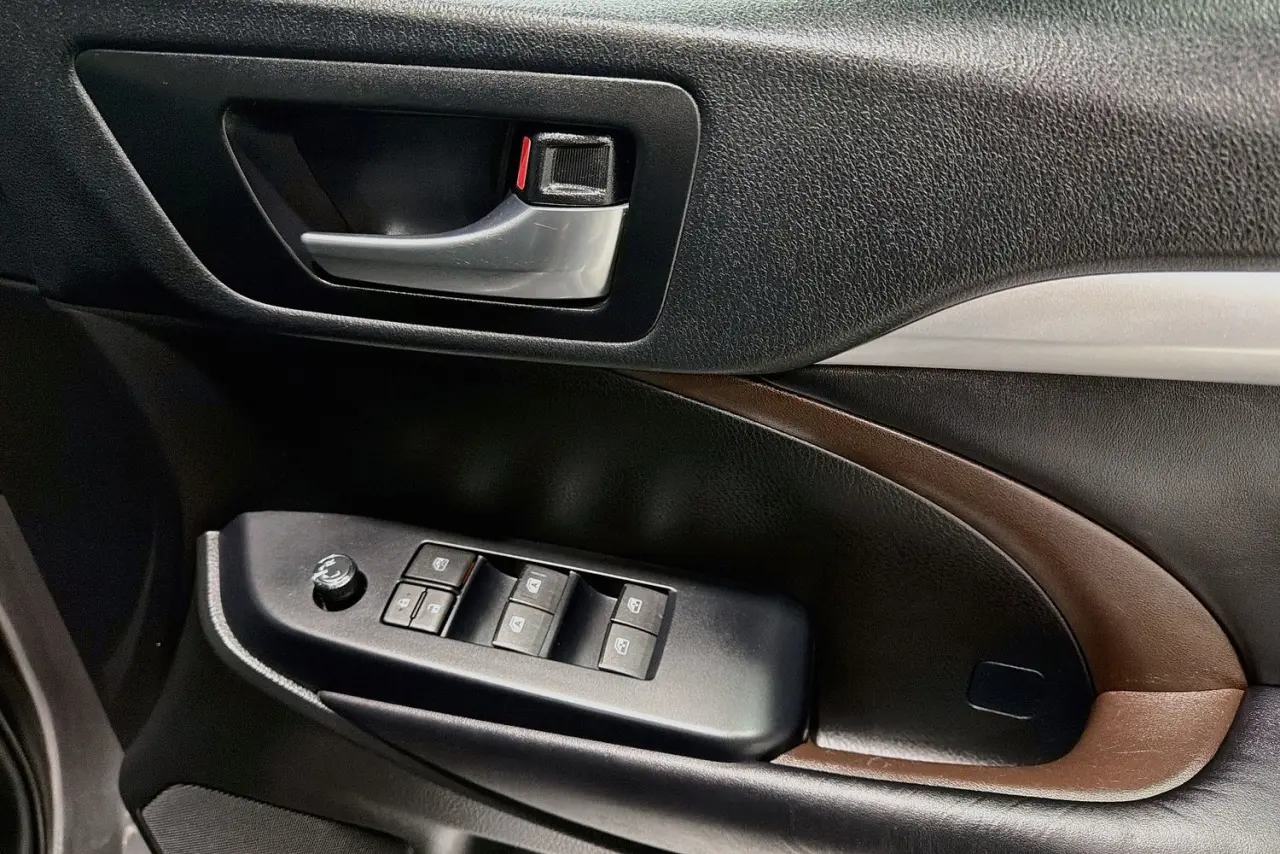 2019 Toyota Kluger Gallery Image 24