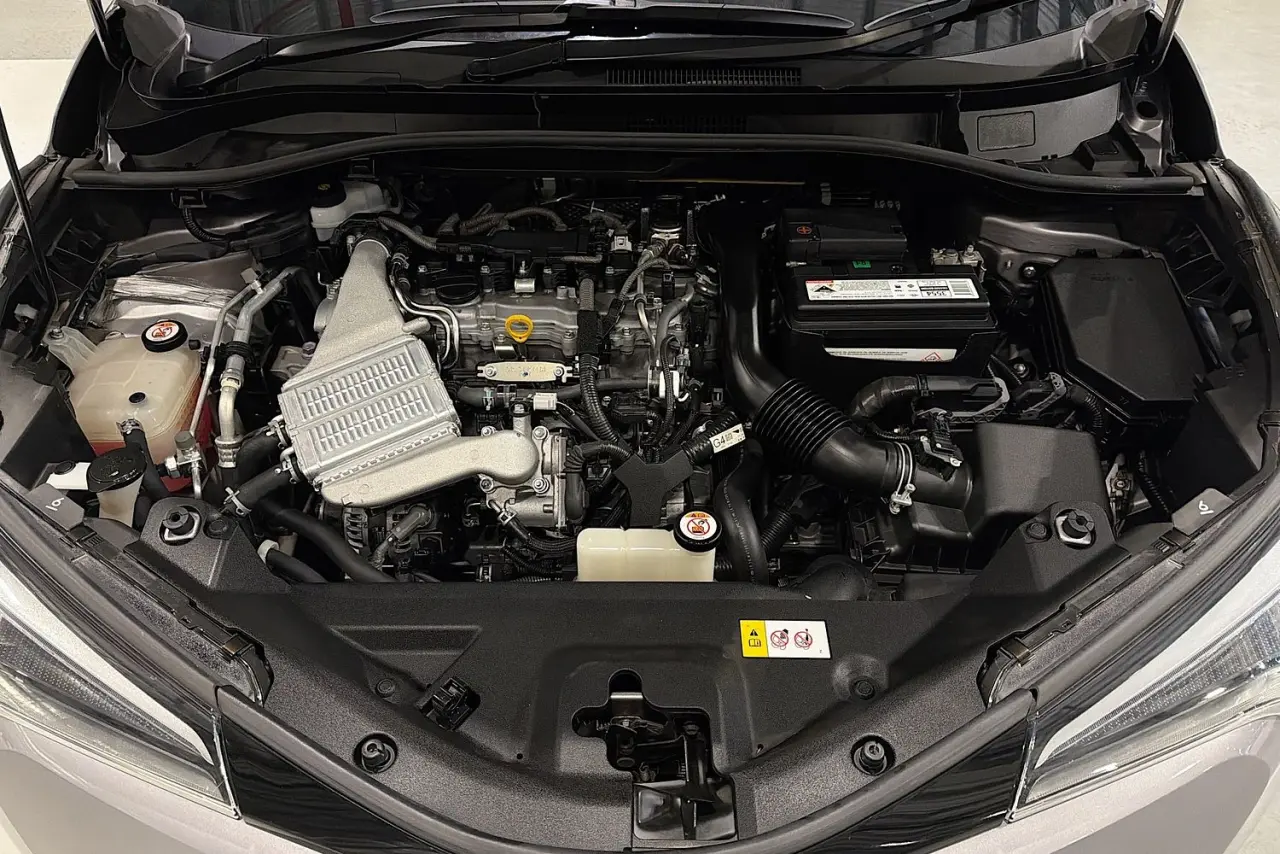 2019 Toyota C-HR Gallery Image 29