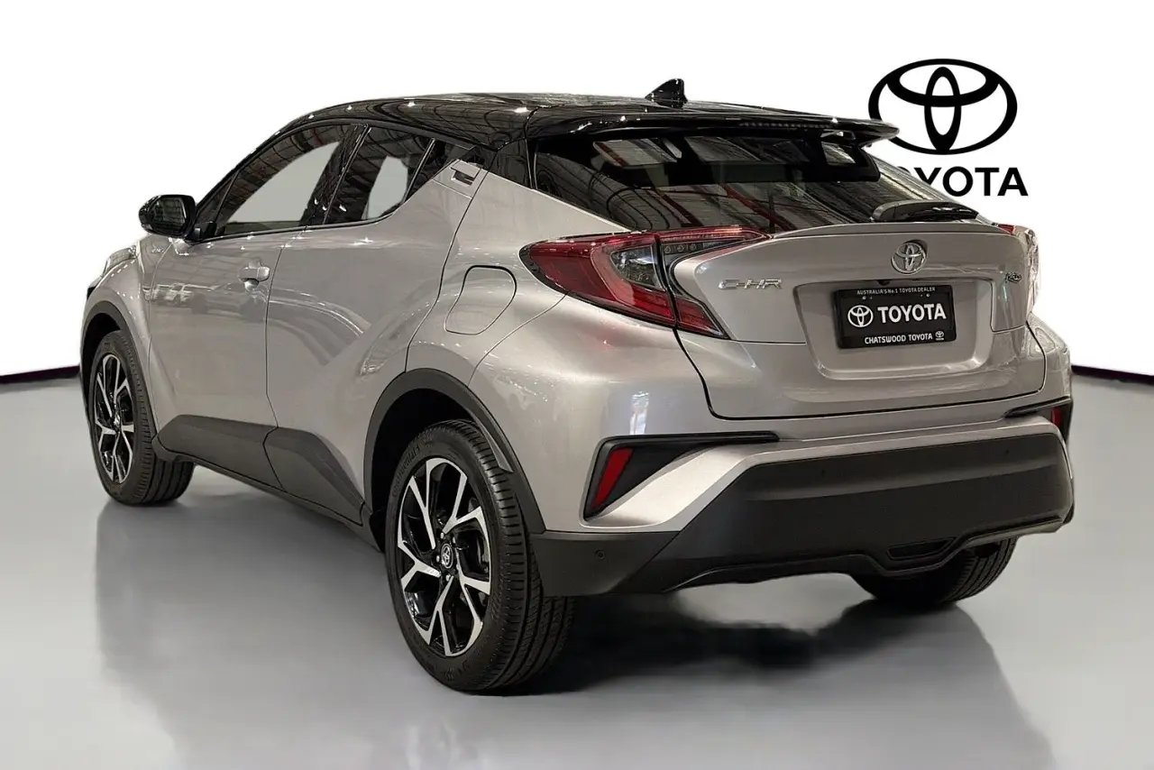 2019 Toyota C-HR Gallery Image 6