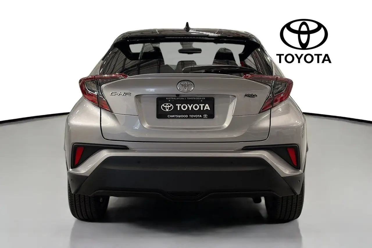 2019 Toyota C-HR Gallery Image 7