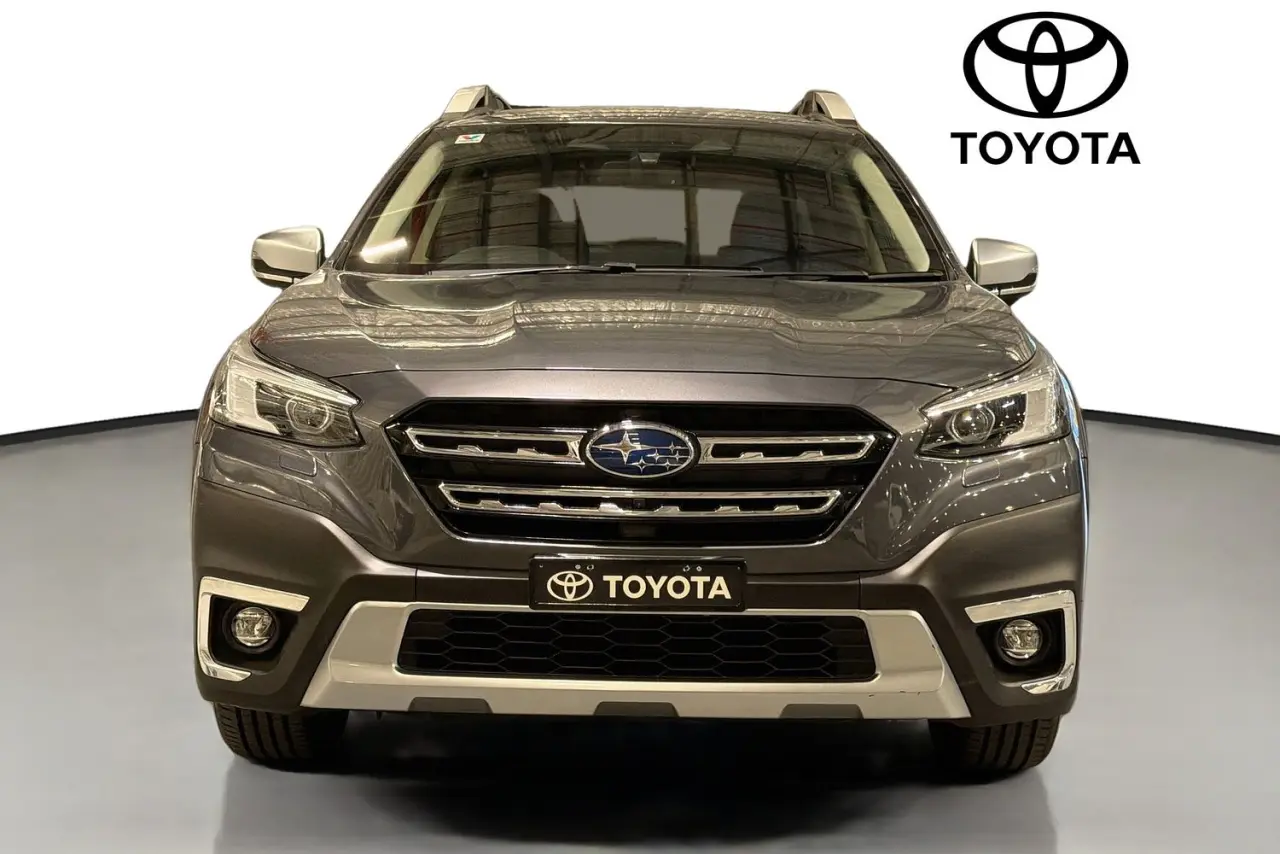 2021 Subaru Outback Gallery Image 2