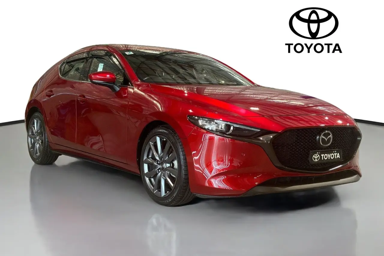 2019 Mazda 3 Gallery Image 1