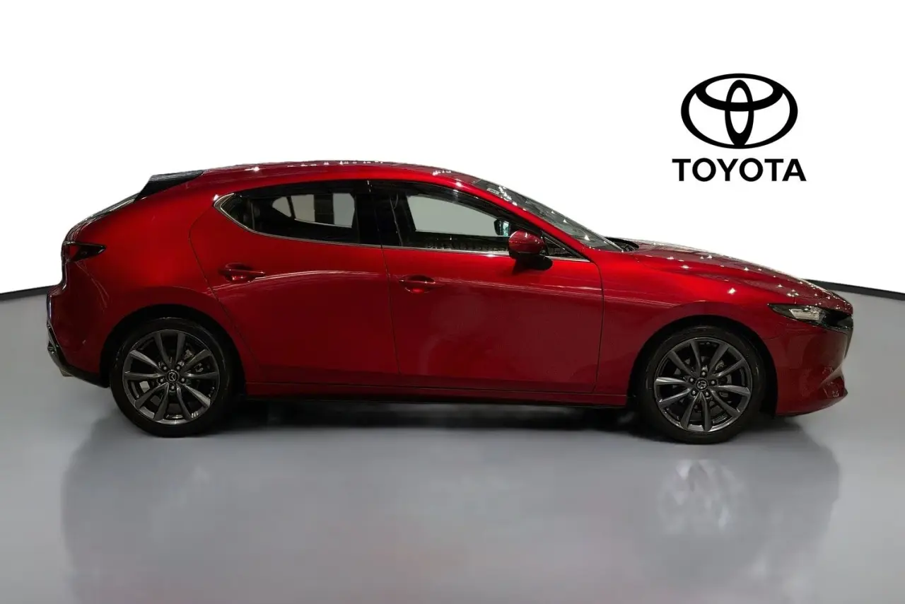 2019 Mazda 3 Gallery Image 11