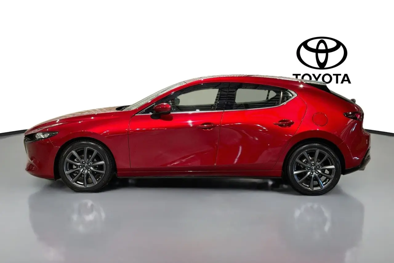 2019 Mazda 3 Gallery Image 5
