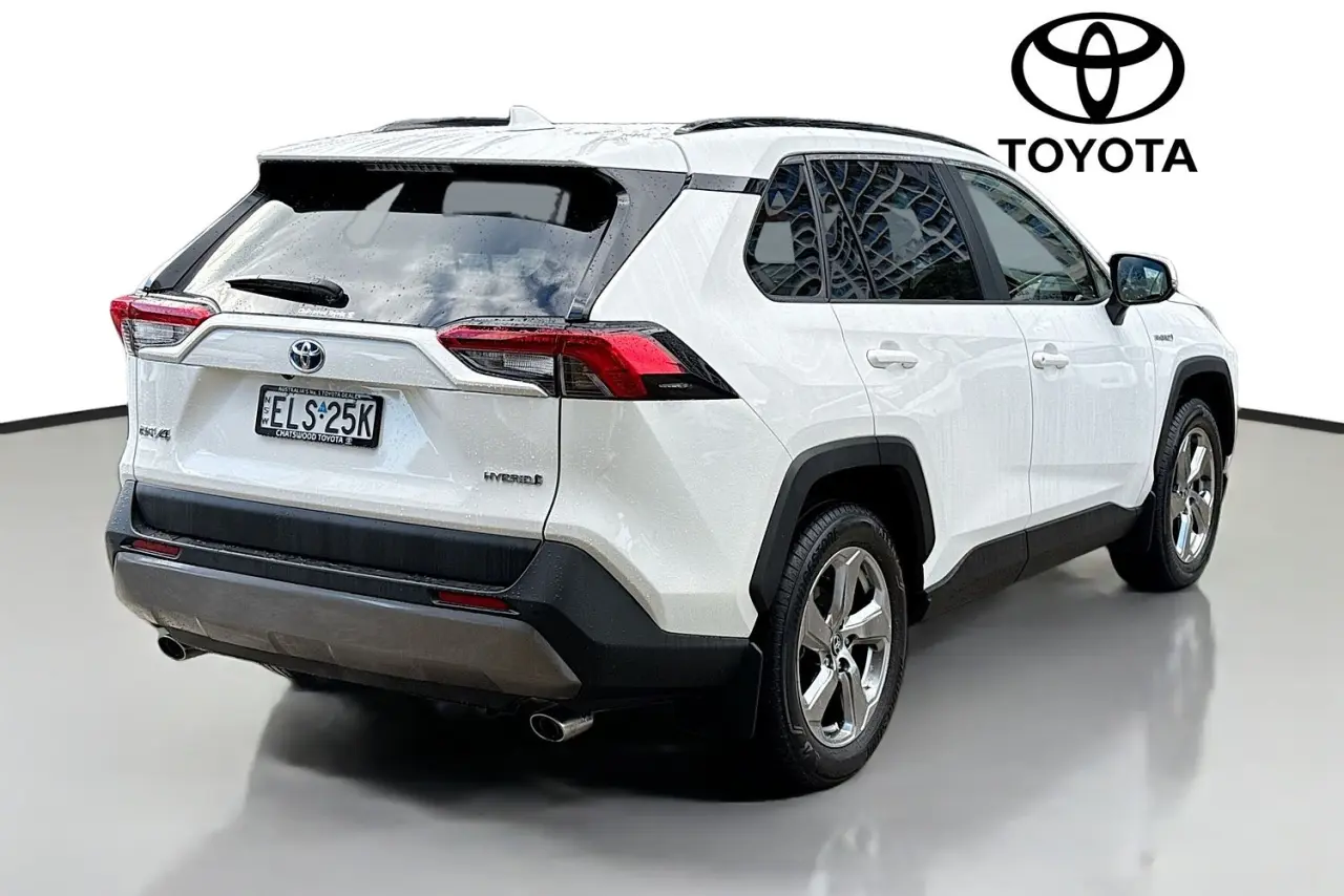 2021 Toyota RAV4 Gallery Image 10