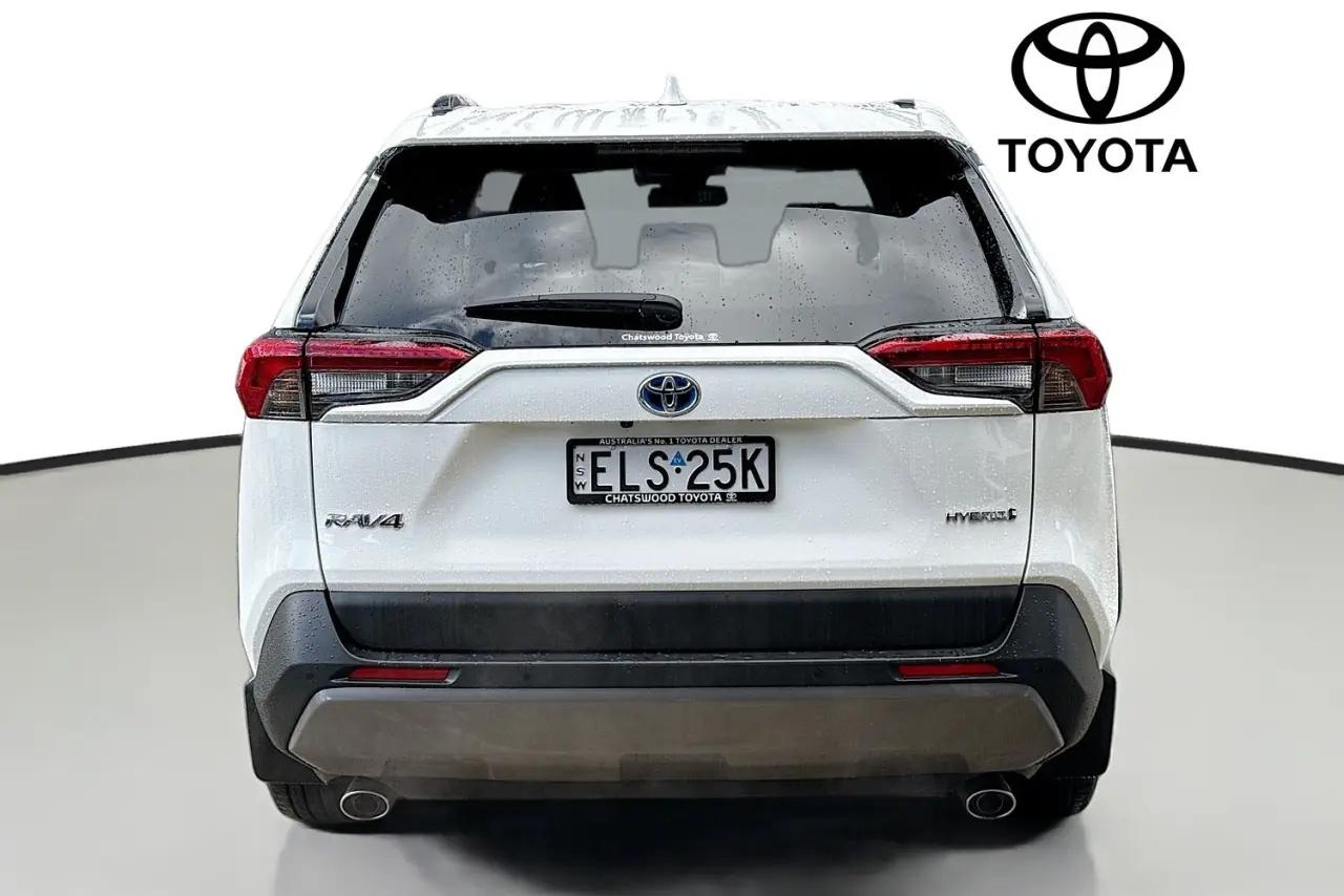 2021 Toyota RAV4 Gallery Image 7