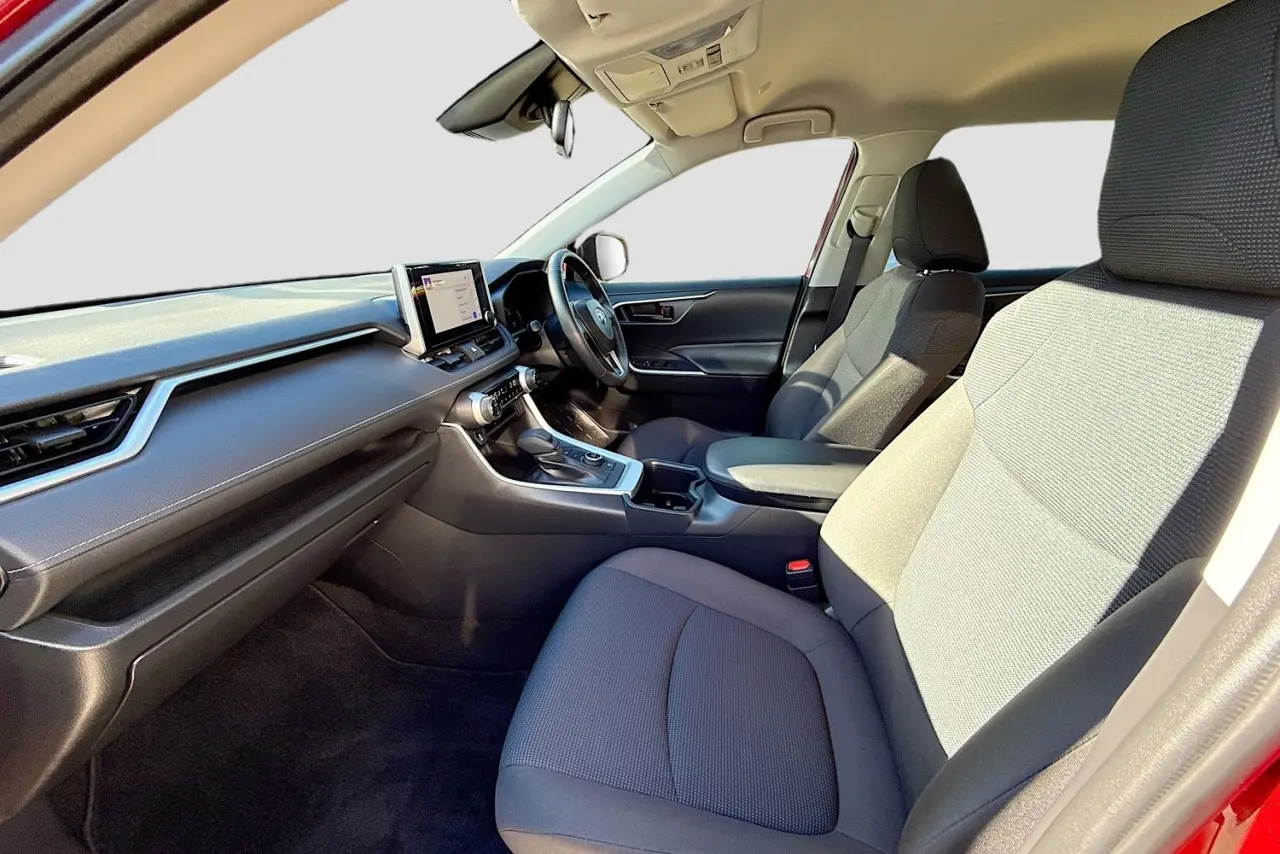 2024 Toyota RAV4 Gallery Image 23