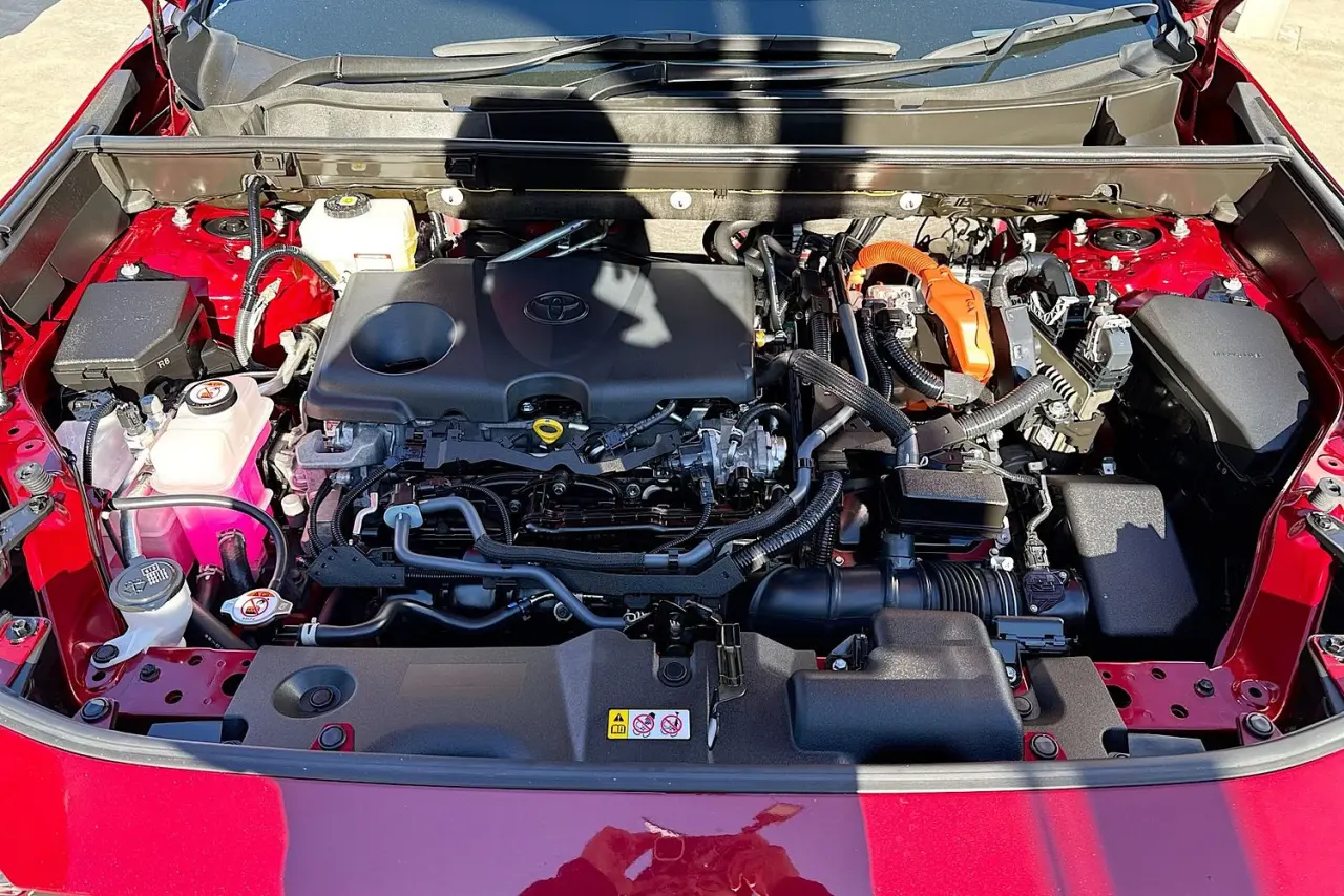 2024 Toyota RAV4 Gallery Image 27