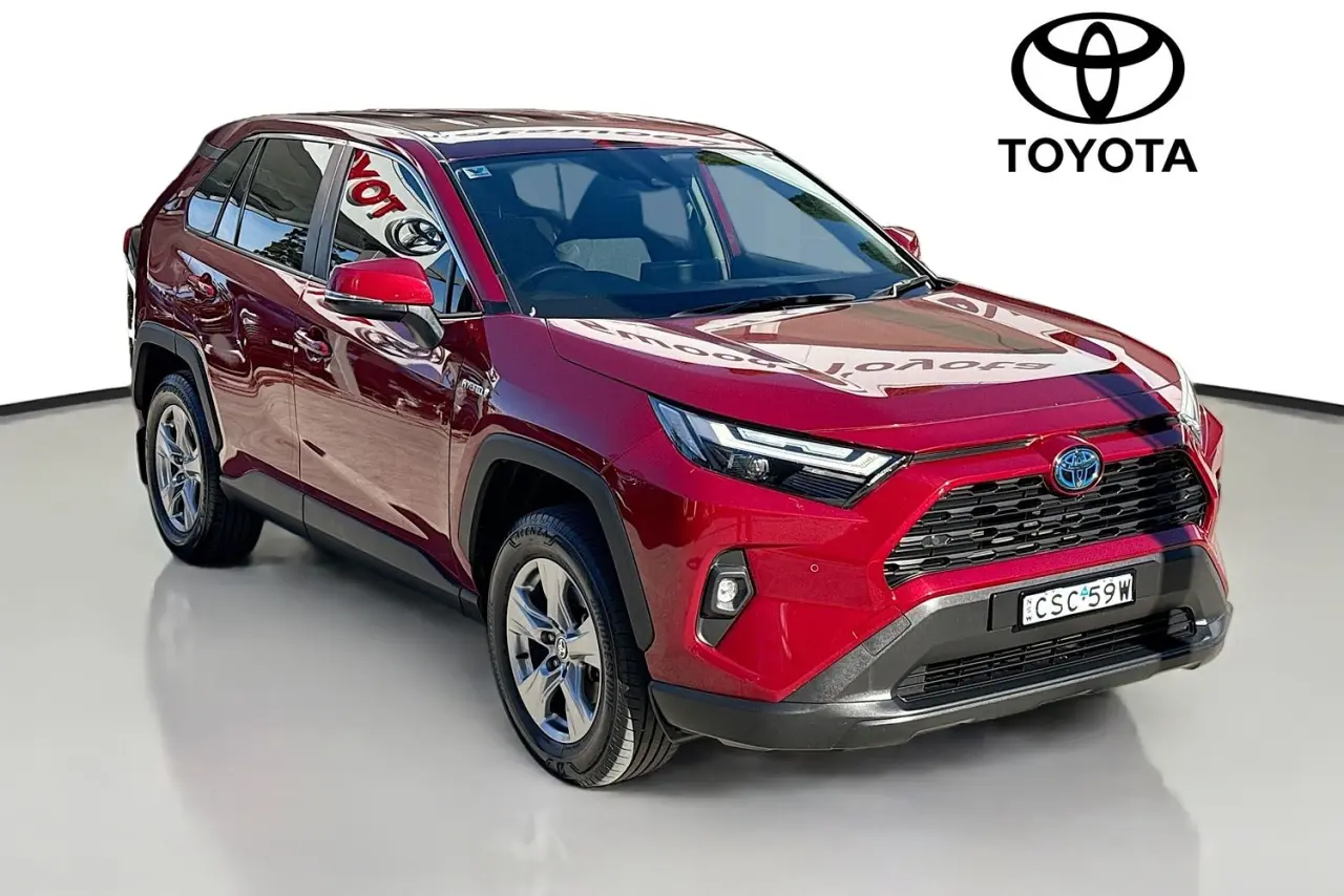 2024 Toyota RAV4 Gallery Image 29