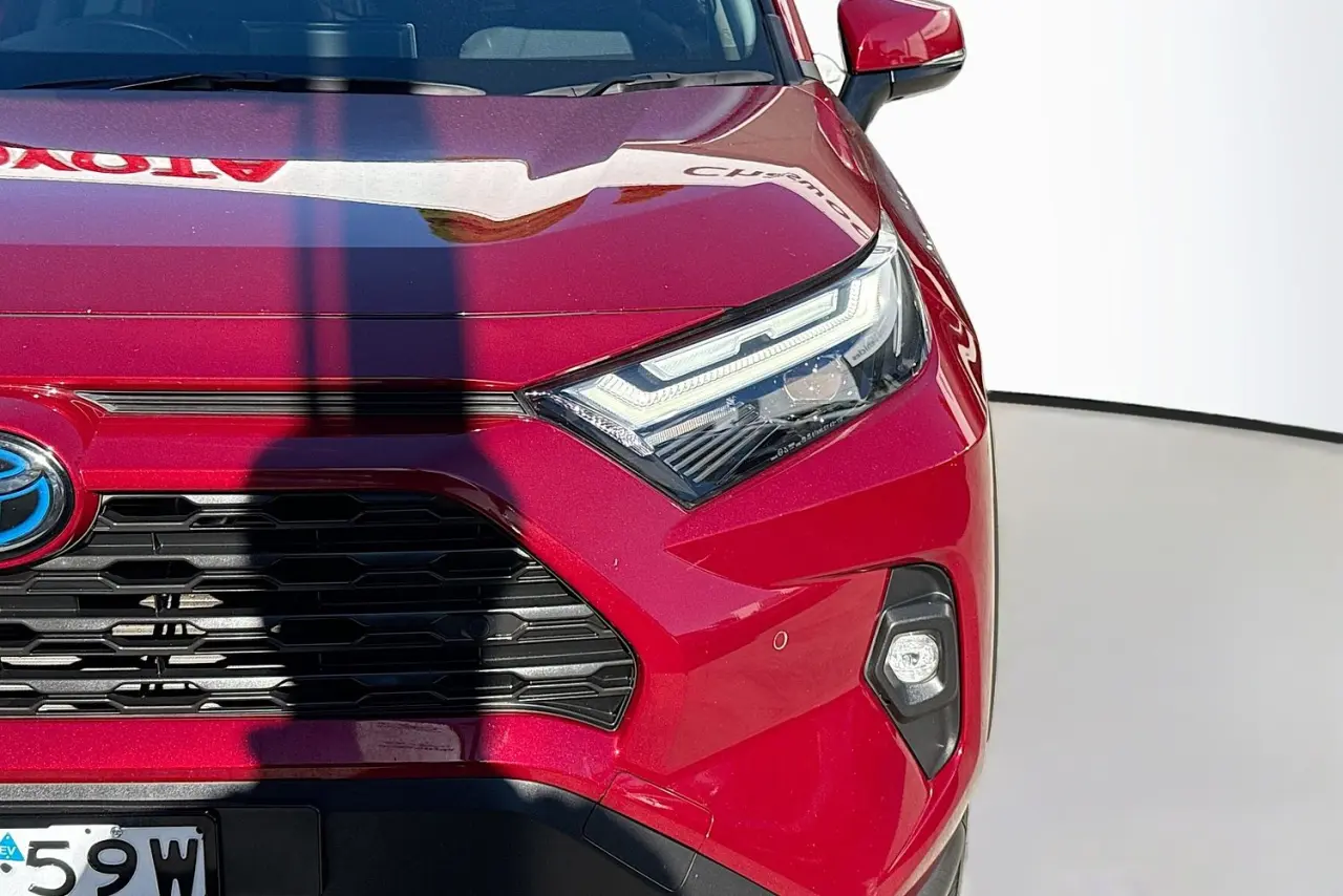2024 Toyota RAV4 Gallery Image 3