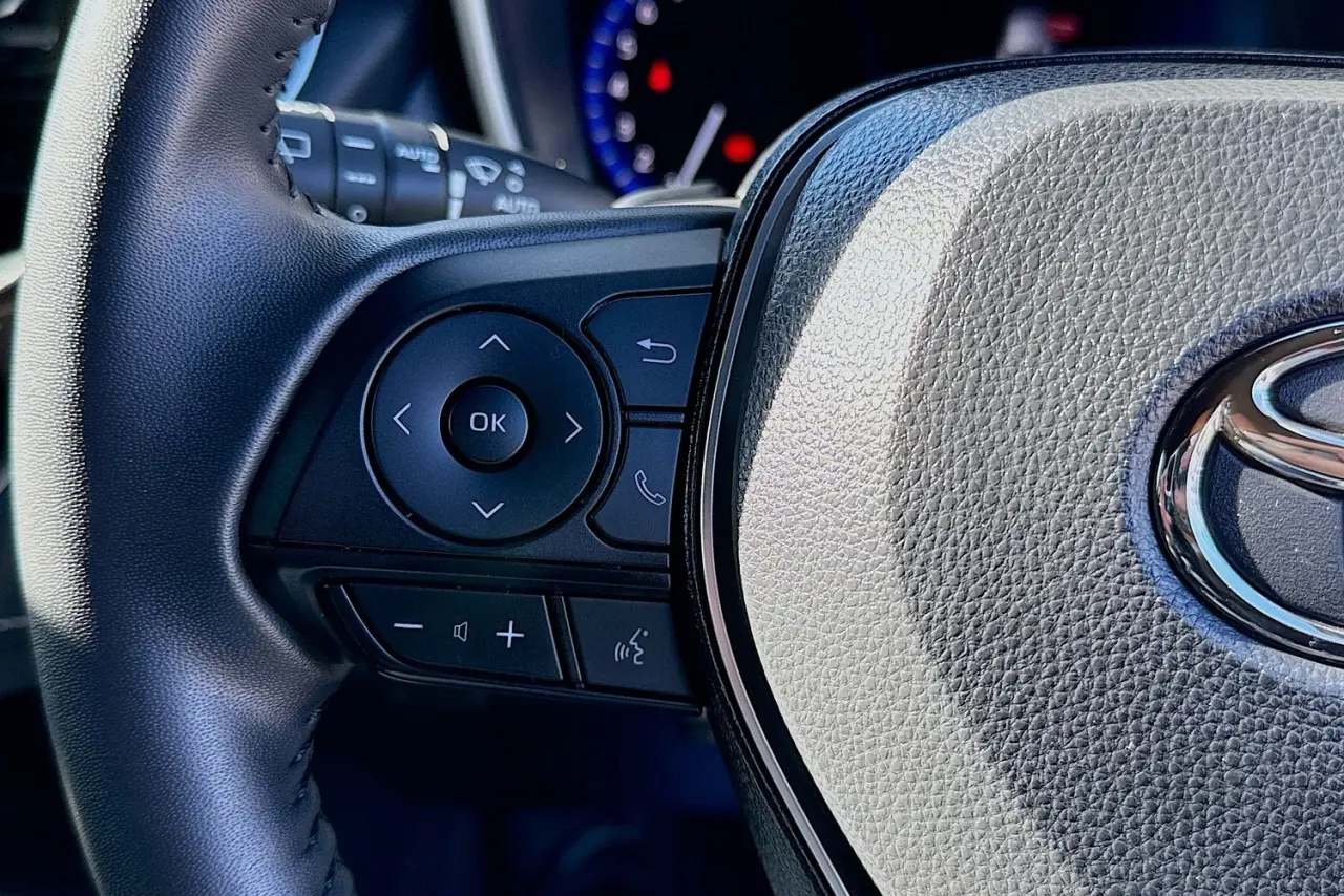 2021 Toyota Corolla Gallery Image 18