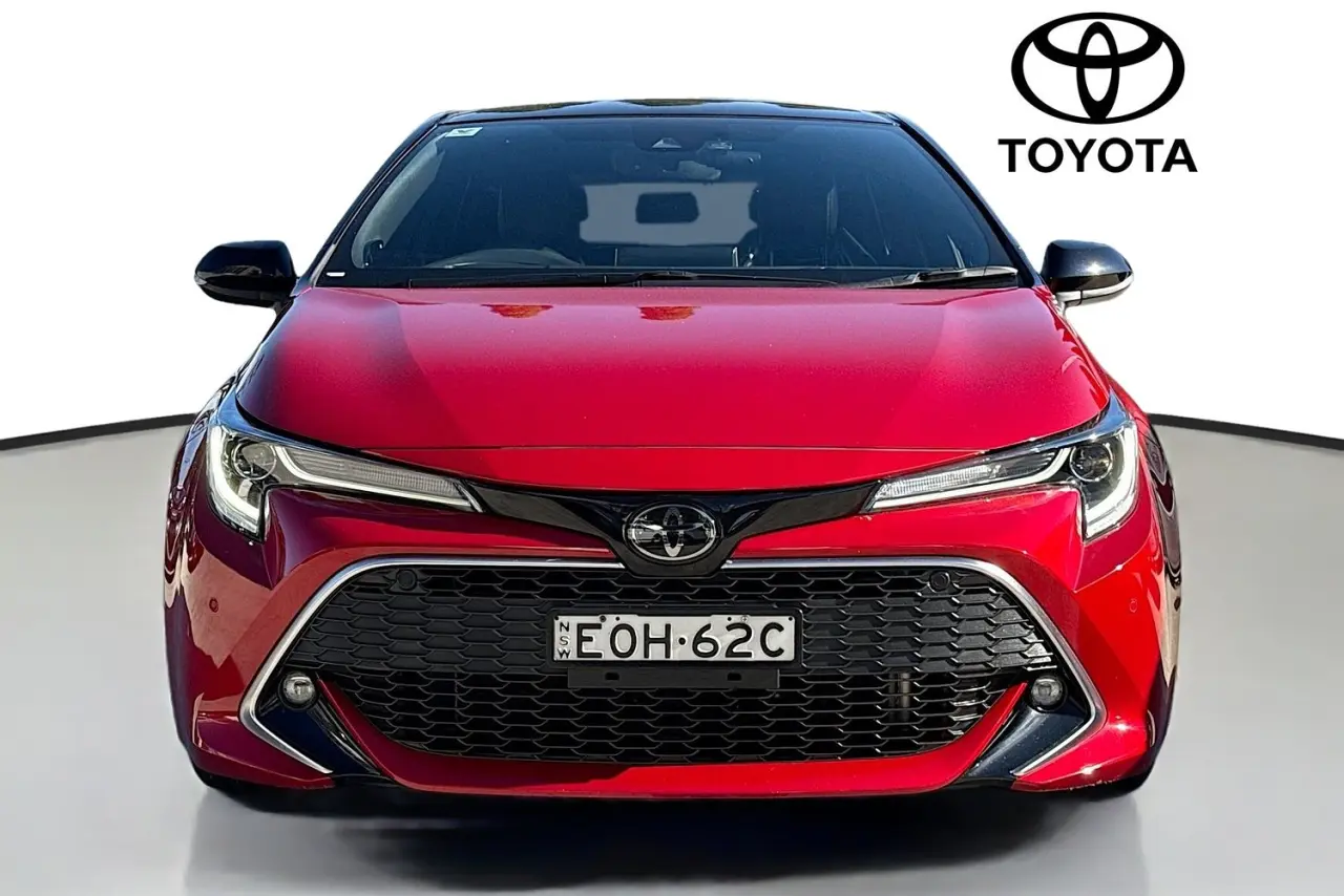 2021 Toyota Corolla Gallery Image 2