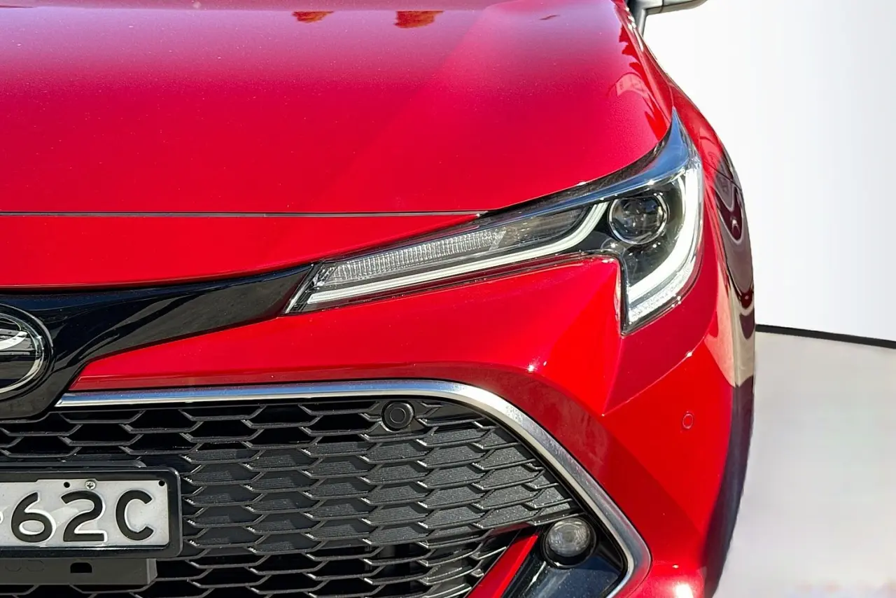 2021 Toyota Corolla Gallery Image 3