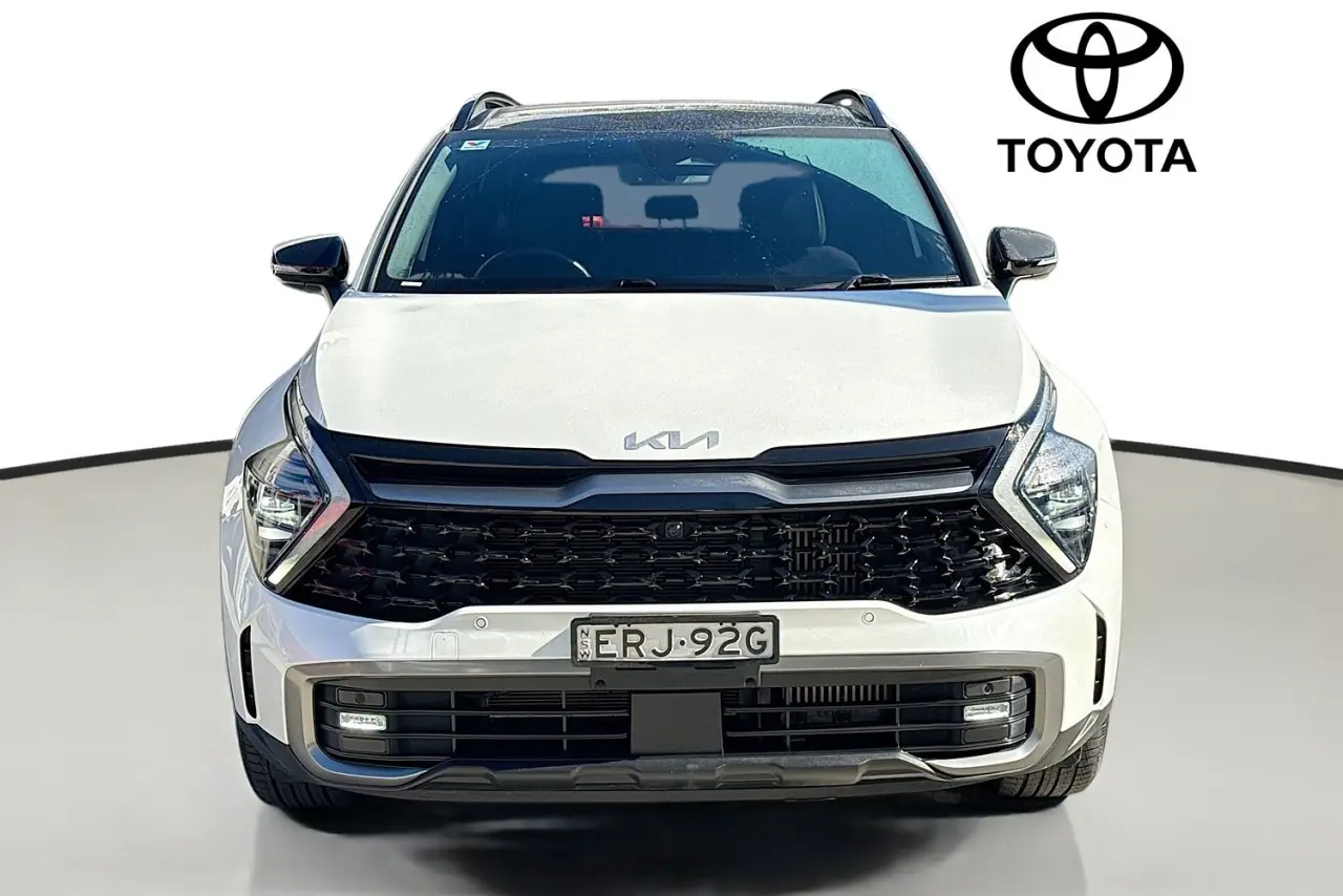 2021 Kia Sportage Gallery Image 2