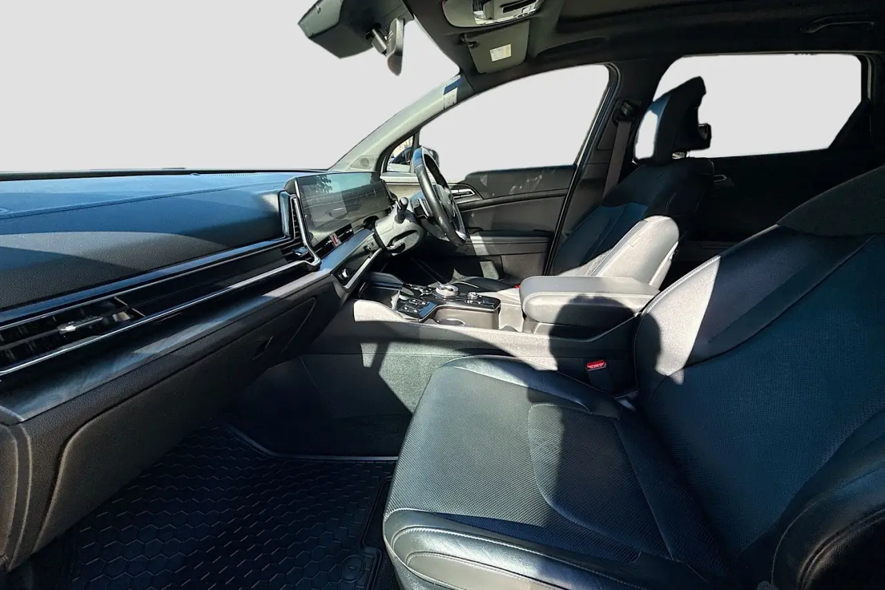 2021 Kia Sportage Gallery Image 5