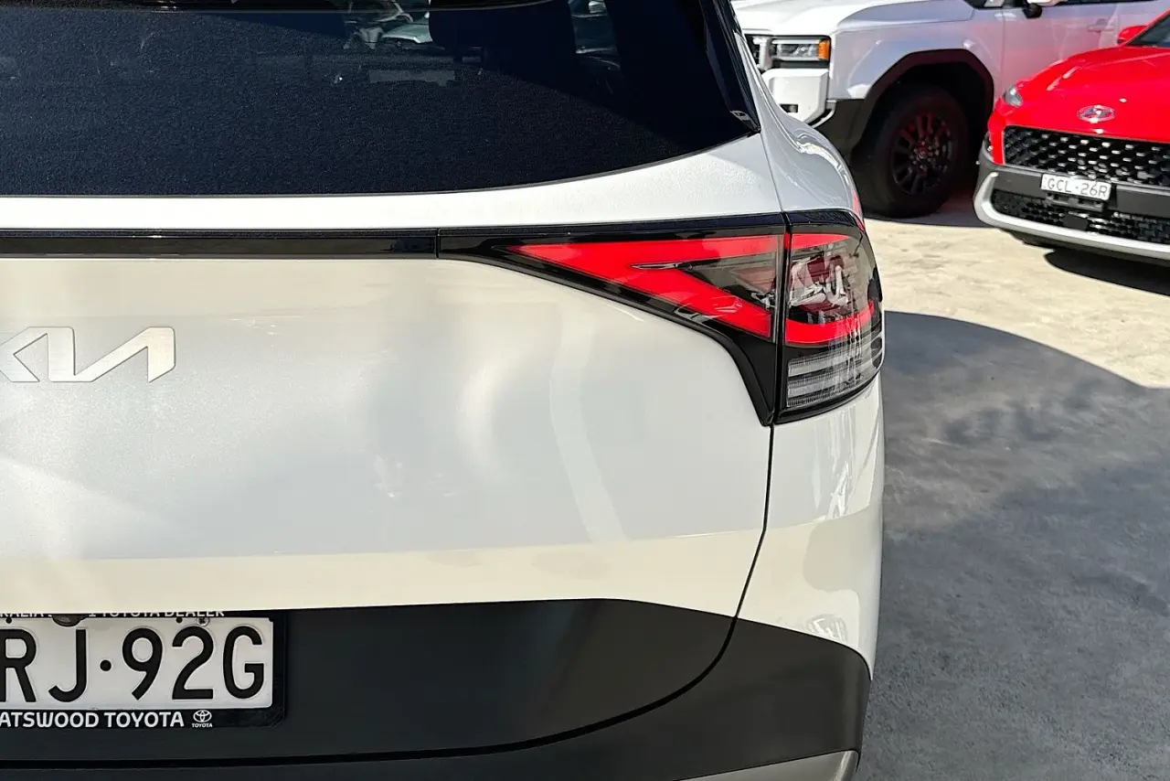 2021 Kia Sportage Gallery Image 9
