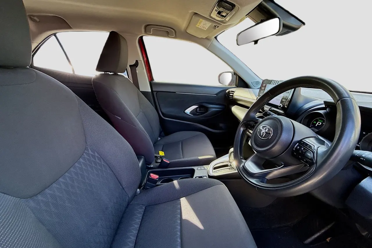 2022 Toyota Yaris Cross Gallery Image 12
