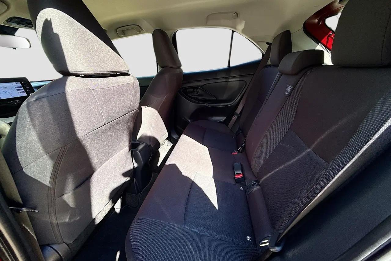 2022 Toyota Yaris Cross Gallery Image 25