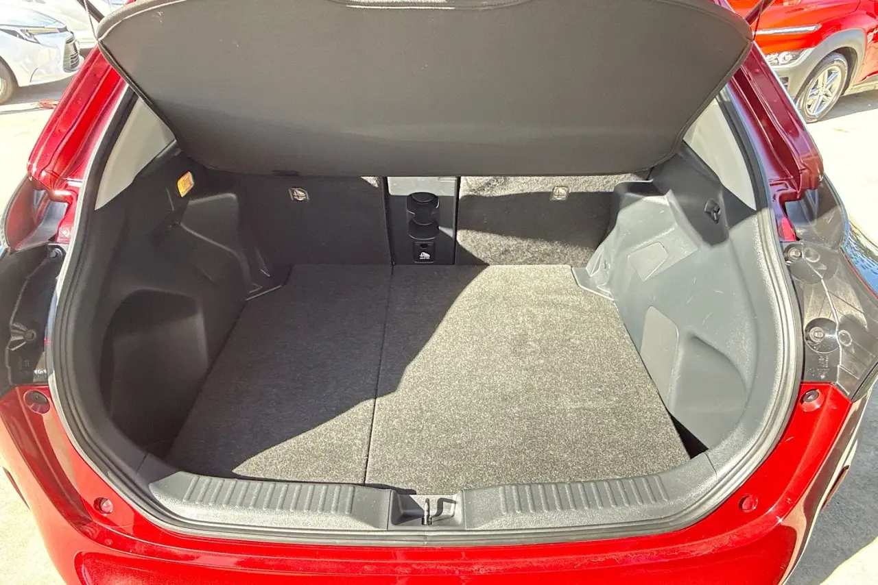 2022 Toyota Yaris Cross Gallery Image 26