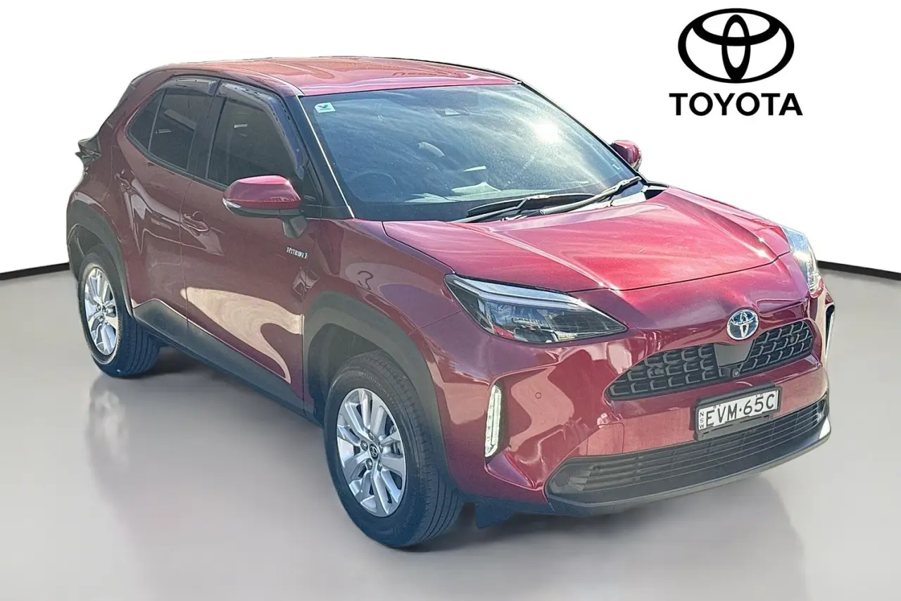 2022 Toyota Yaris Cross Gallery Image 30