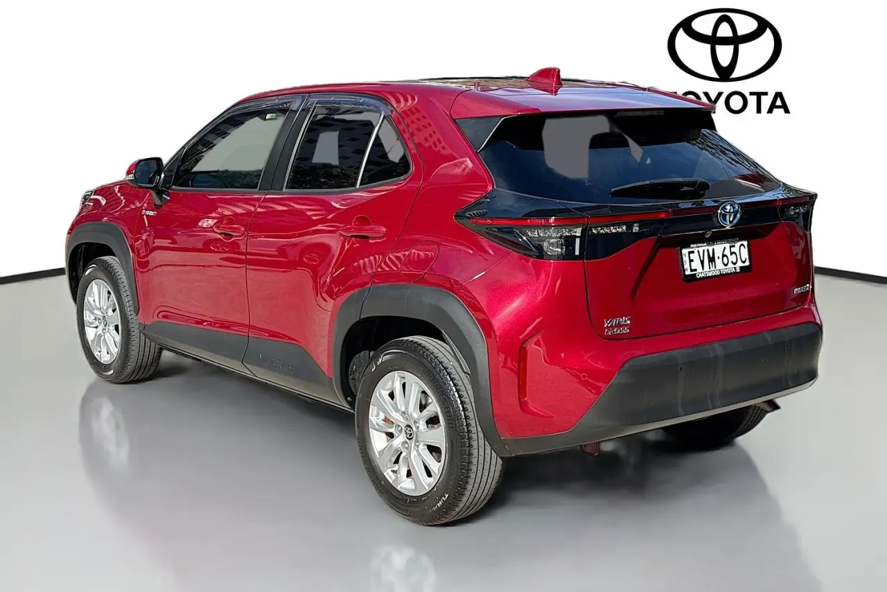 2022 Toyota Yaris Cross Gallery Image 6
