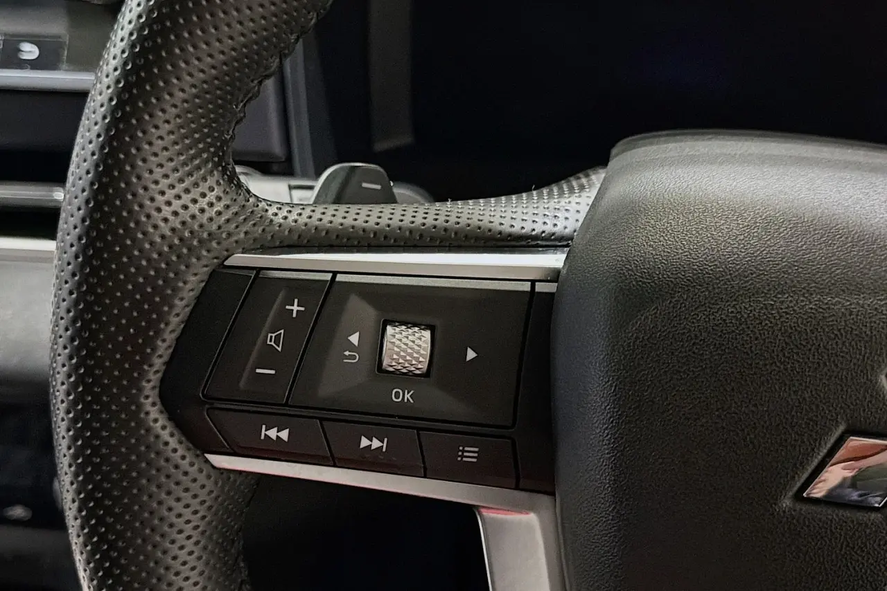 2023 Mitsubishi Outlander Gallery Image 19
