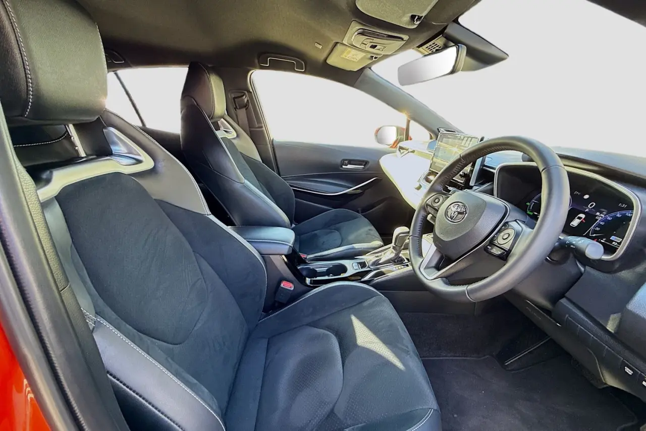2025 Toyota Corolla Gallery Image 12