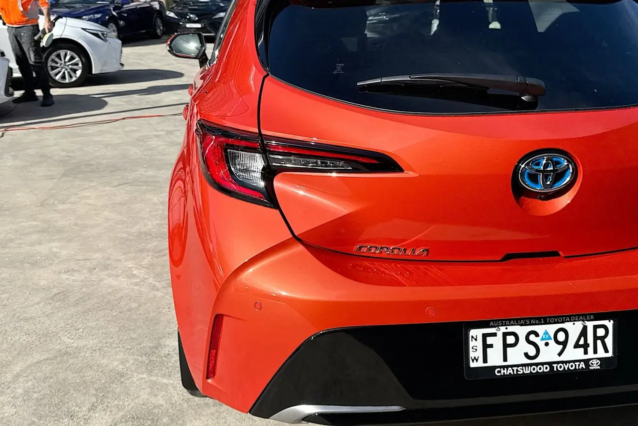 2025 Toyota Corolla Gallery Image 8