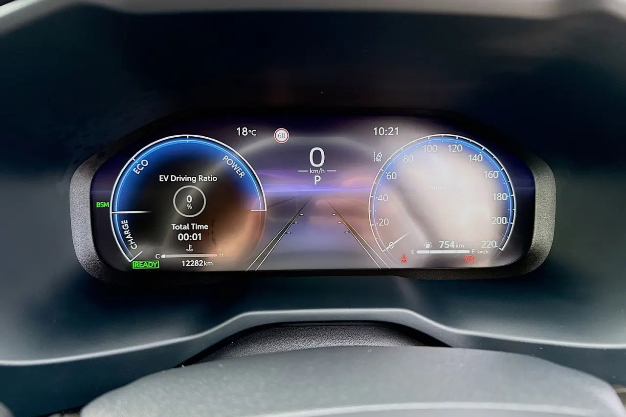 2025 Toyota RAV4 Gallery Image 22