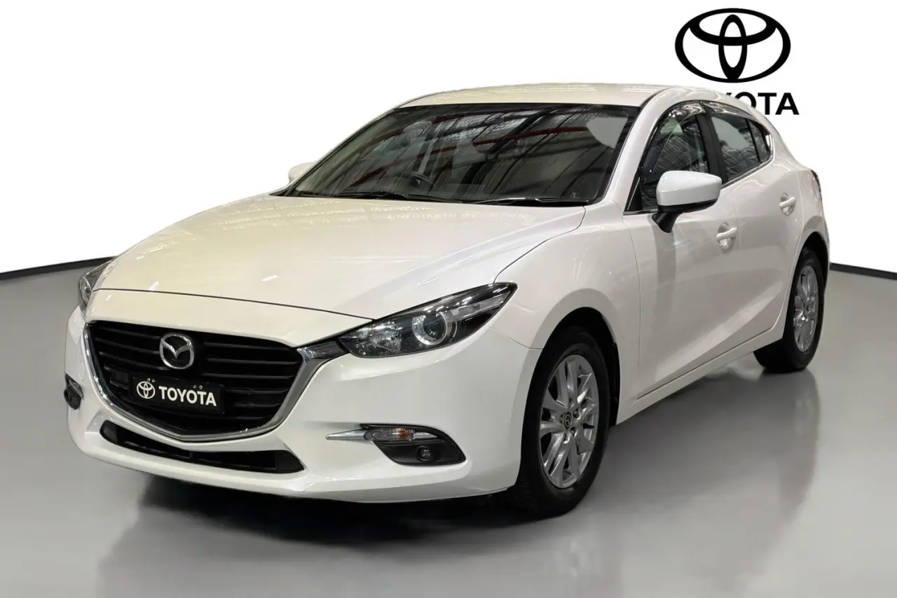 2018 Mazda 3 Gallery Image 4