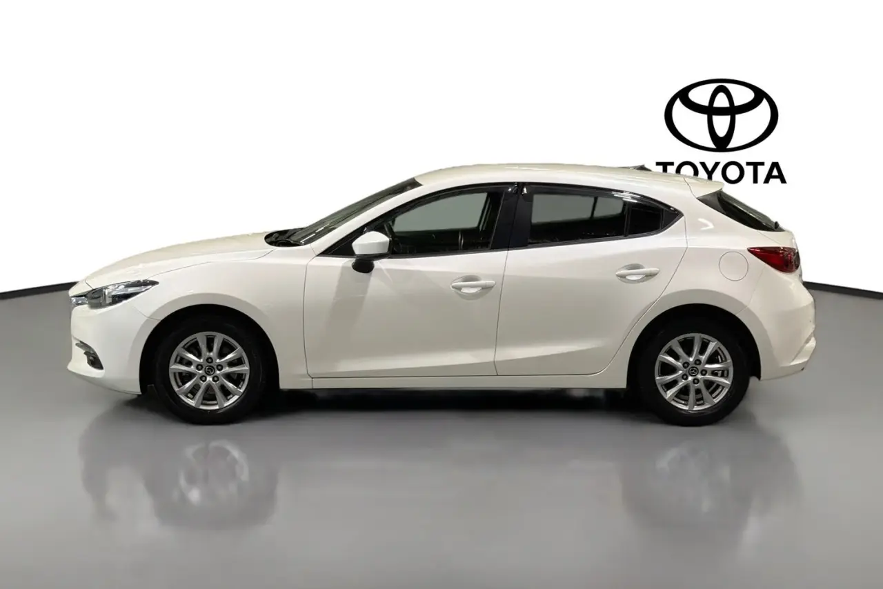 2018 Mazda 3 Gallery Image 5