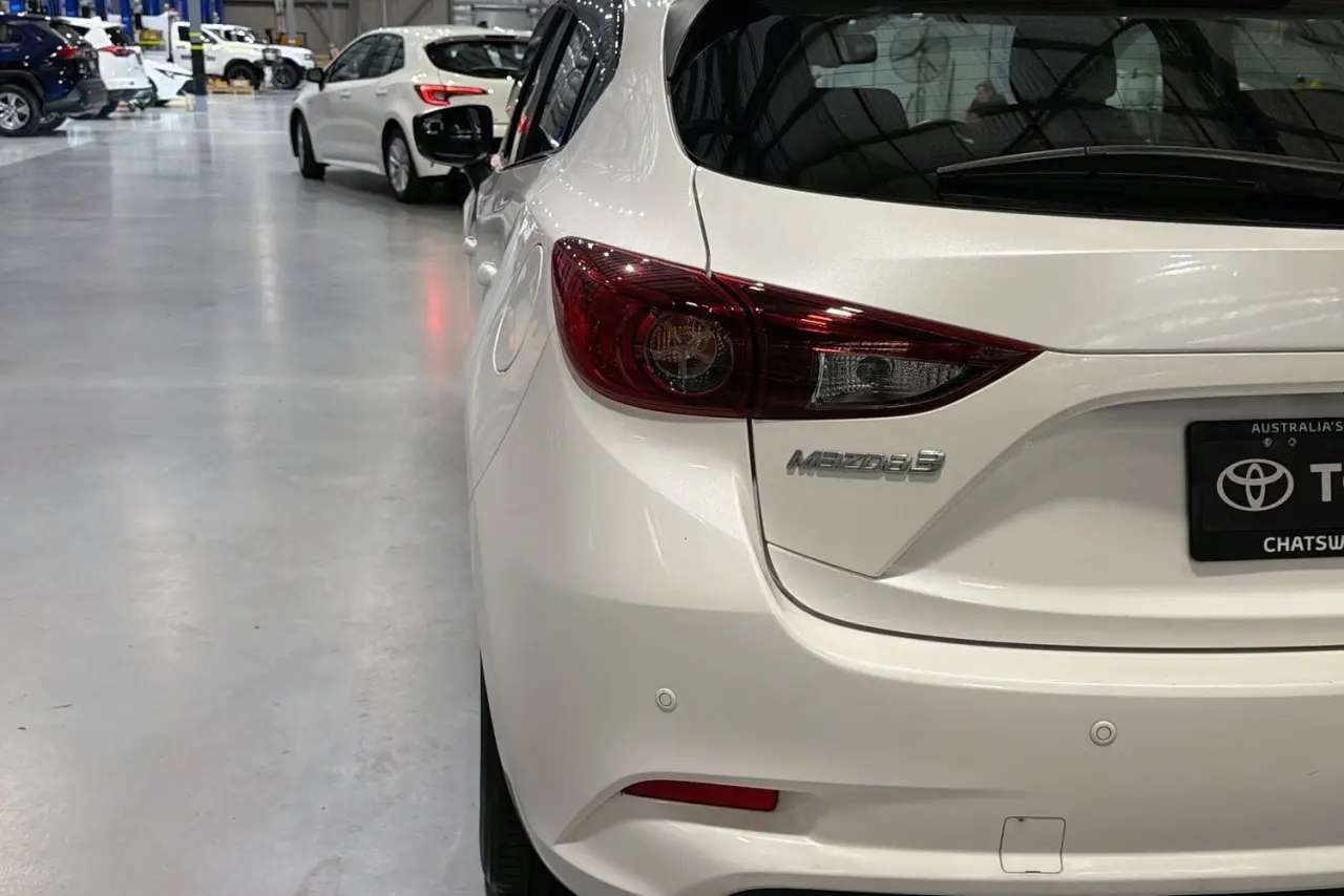 2018 Mazda 3 Gallery Image 8