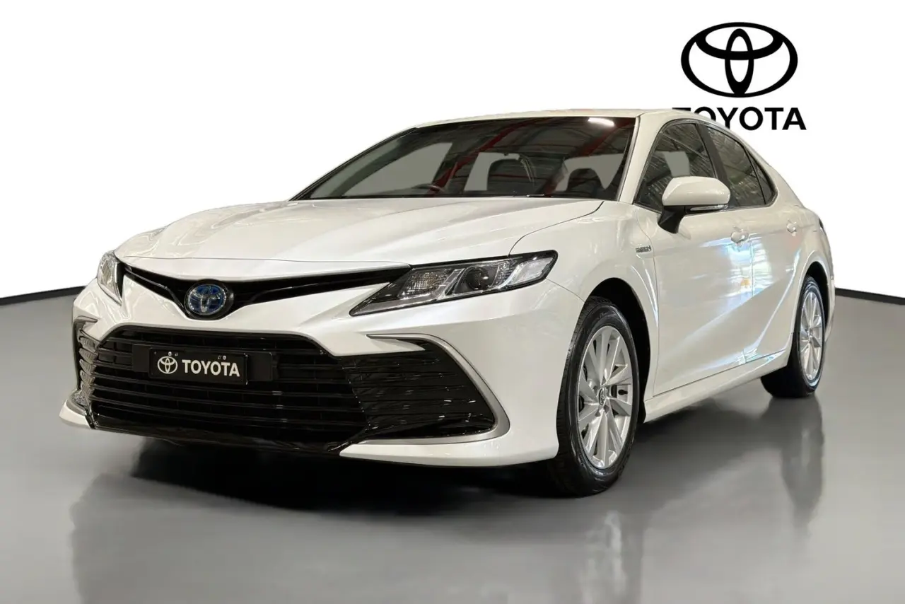 2024 Toyota Camry Gallery Image 4