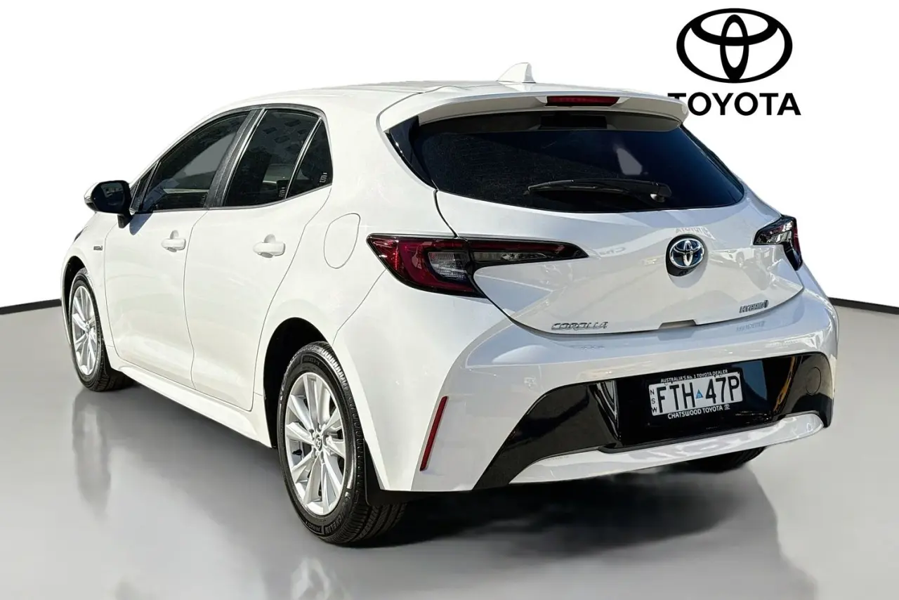 2024 Toyota Corolla Gallery Image 6