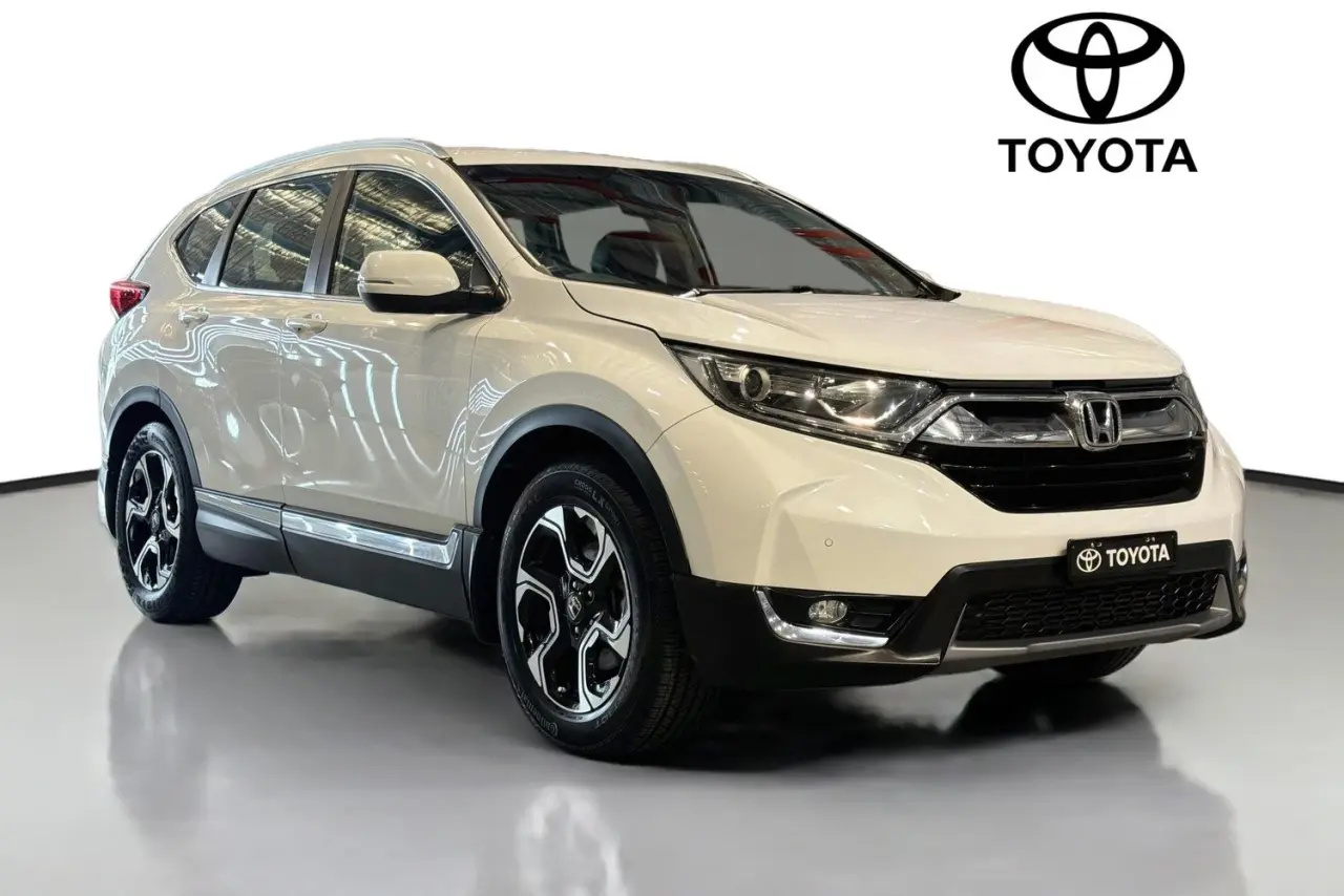 2017 Honda CR-V Gallery Image 1