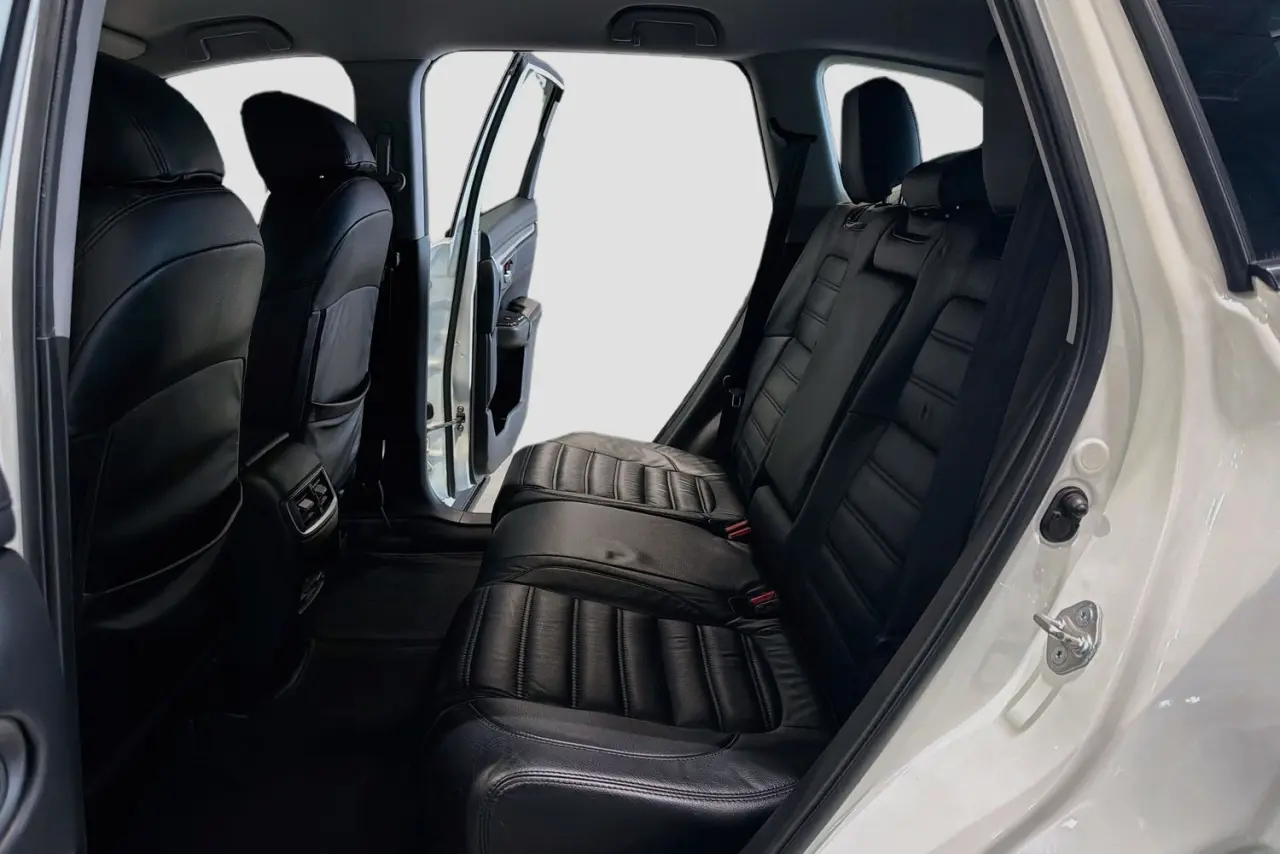 2017 Honda CR-V Gallery Image 26