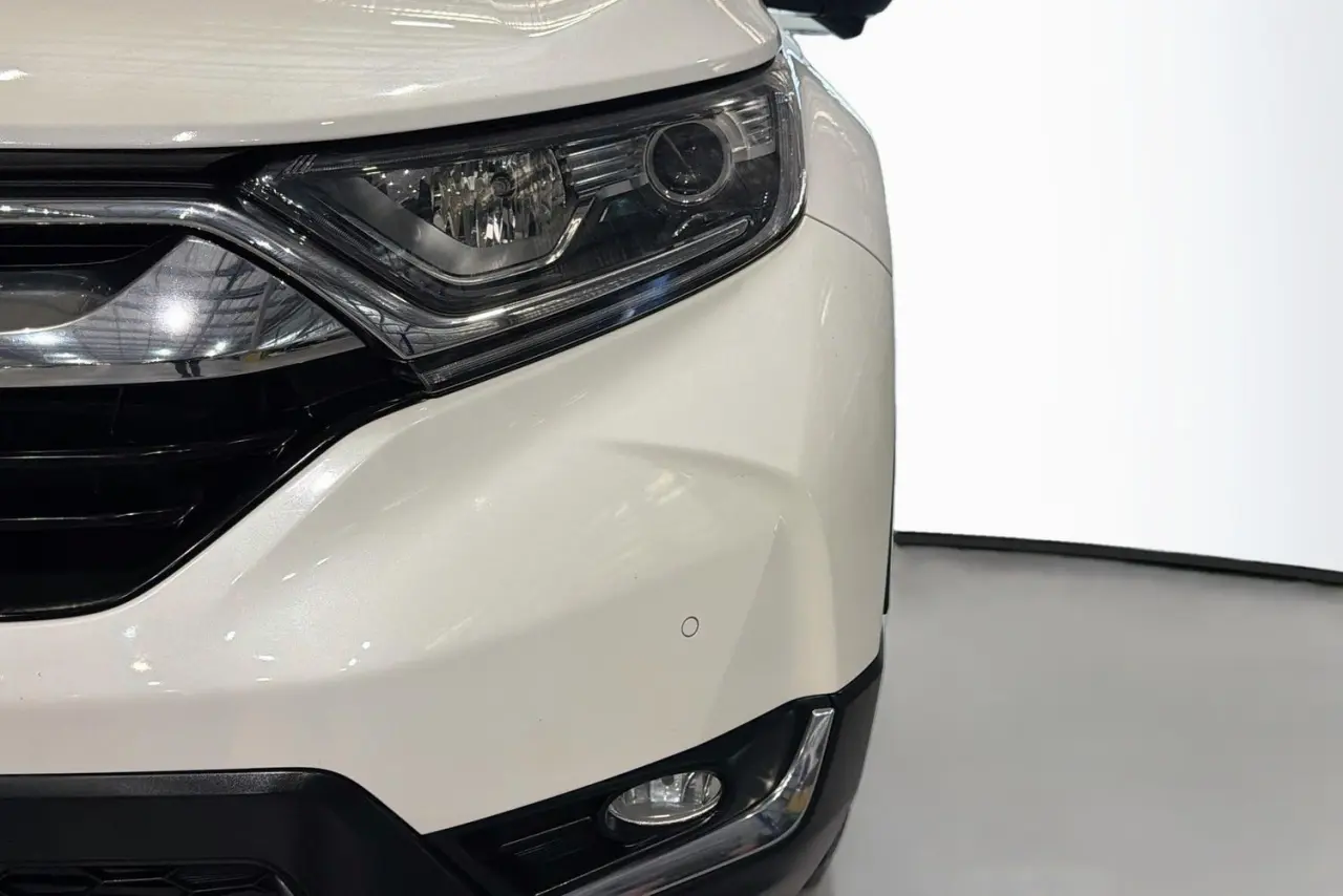 2017 Honda CR-V Gallery Image 3