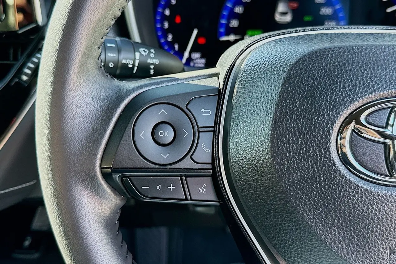 2020 Toyota Corolla Gallery Image 18