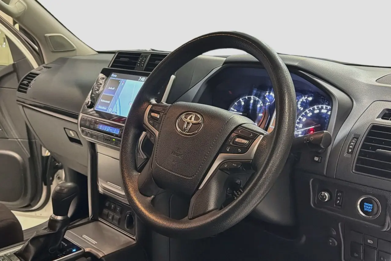 2021 Toyota Landcruiser Prado Gallery Image 14