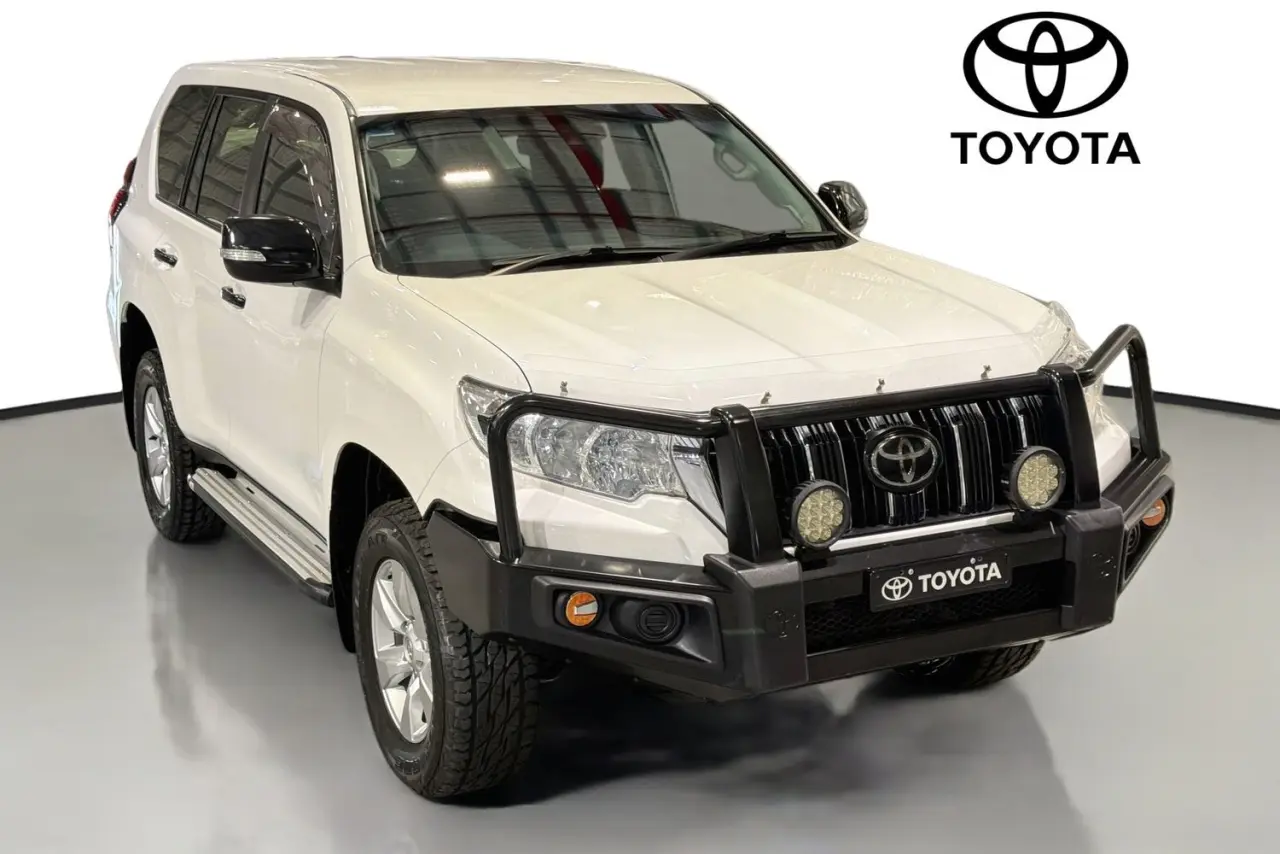2021 Toyota Landcruiser Prado Gallery Image 31