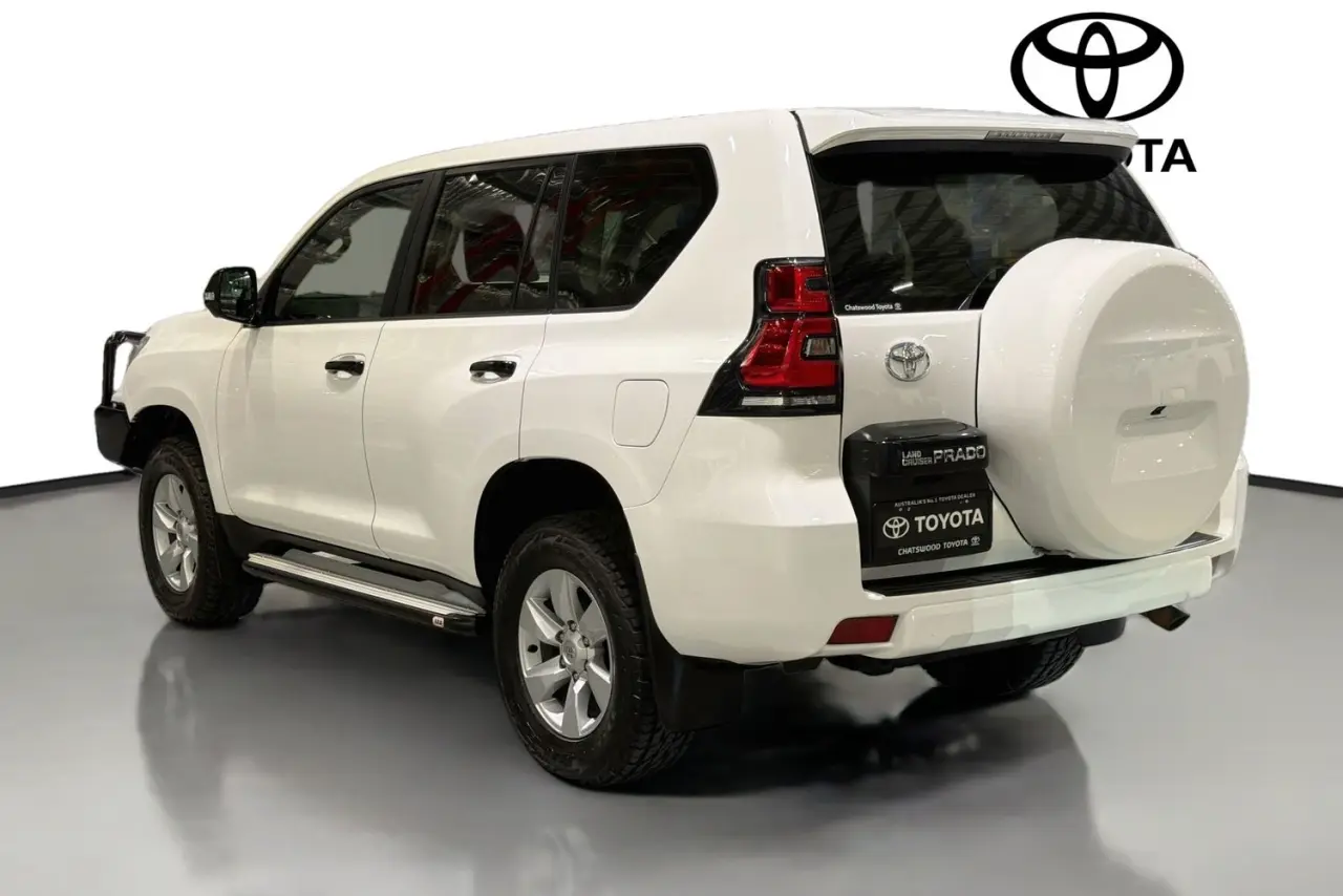2021 Toyota Landcruiser Prado Gallery Image 6
