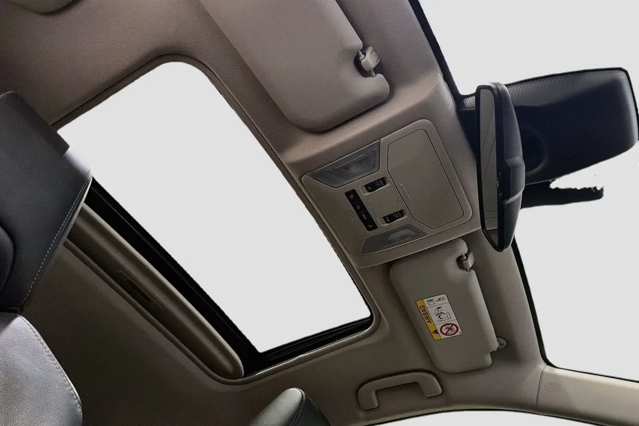 2020 Toyota RAV4 Gallery Image 12
